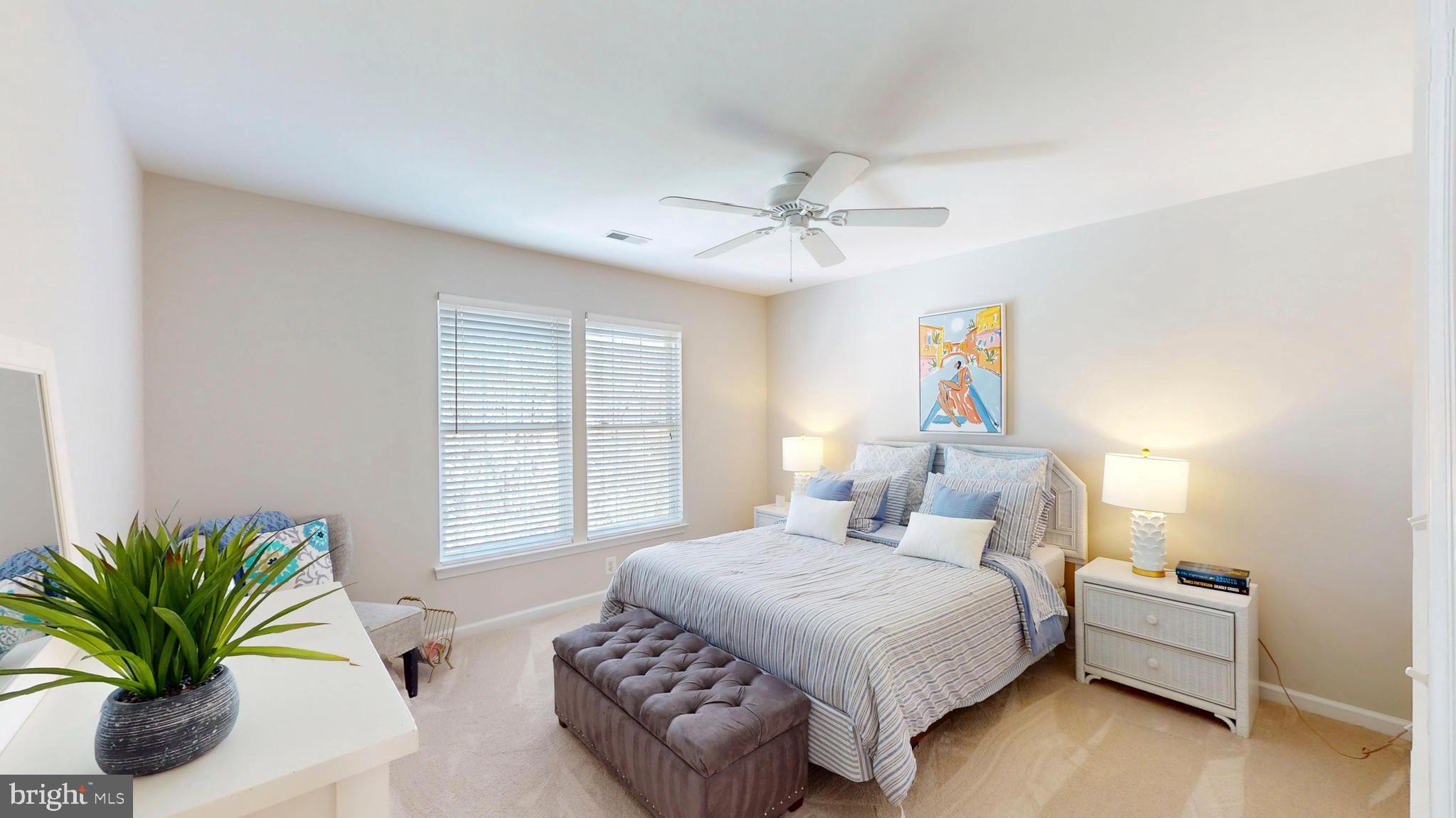 RIVER CREST - Residential