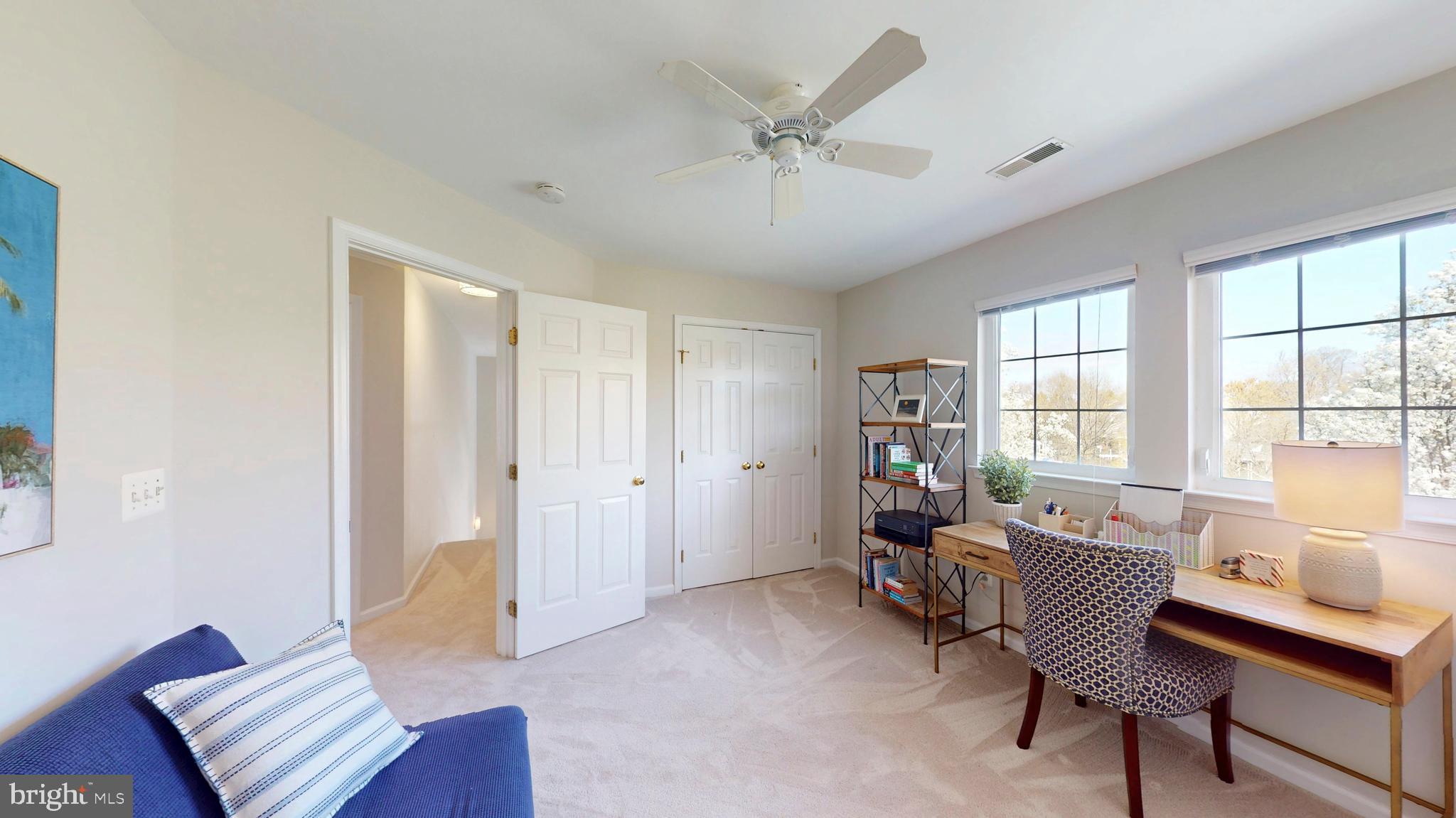 RIVER CREST - Residential