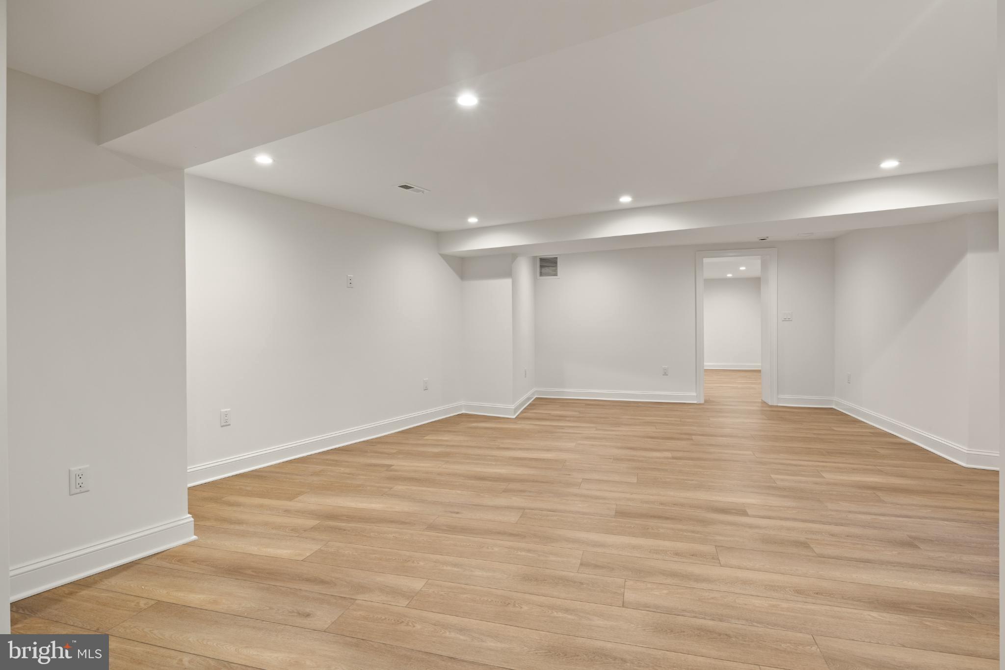 HUNTINGTON TERRACE - Residential