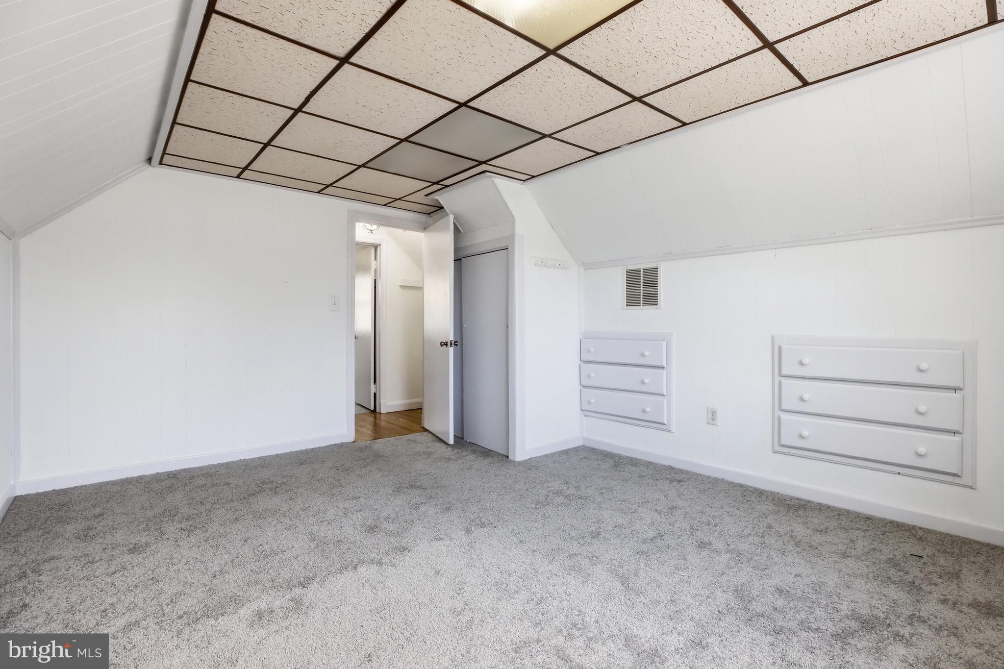 BROOKLYN - Residential