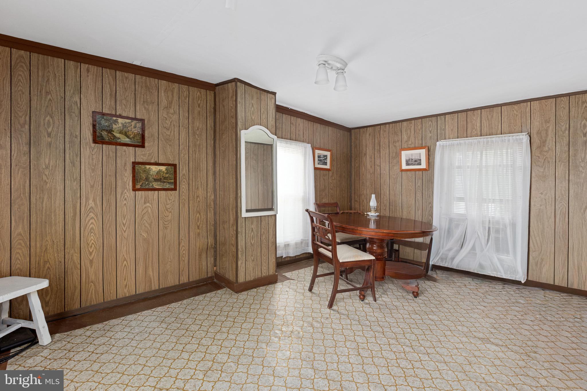 TOWN OF COLONIAL BEACH - Residential