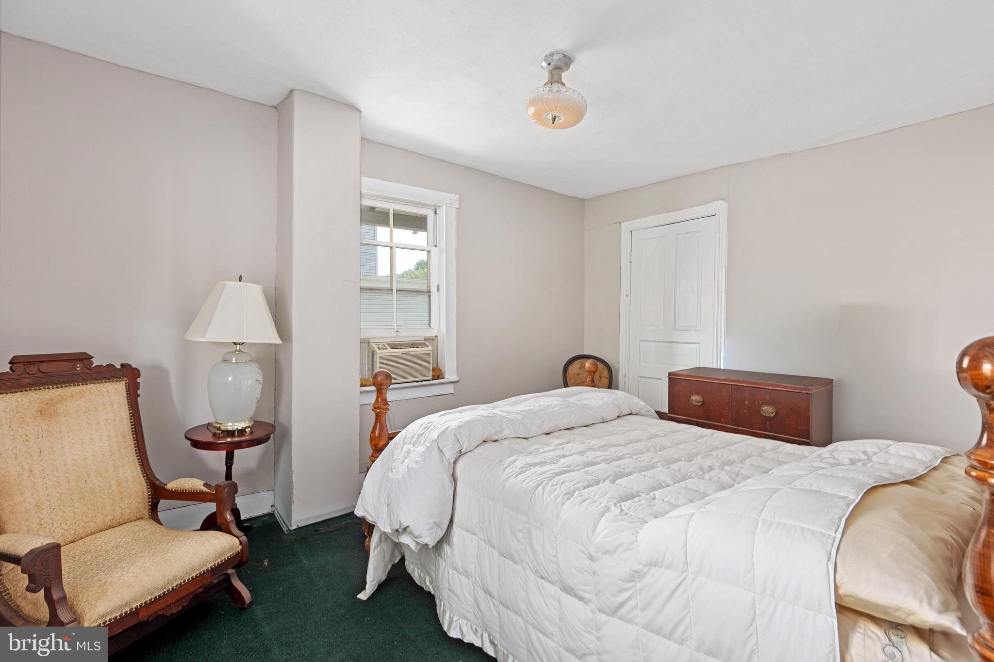 TOWN OF COLONIAL BEACH - Residential