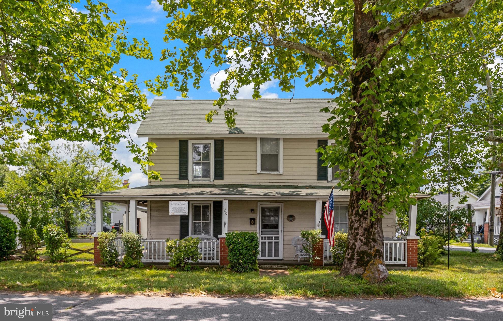 TOWN OF COLONIAL BEACH - Residential