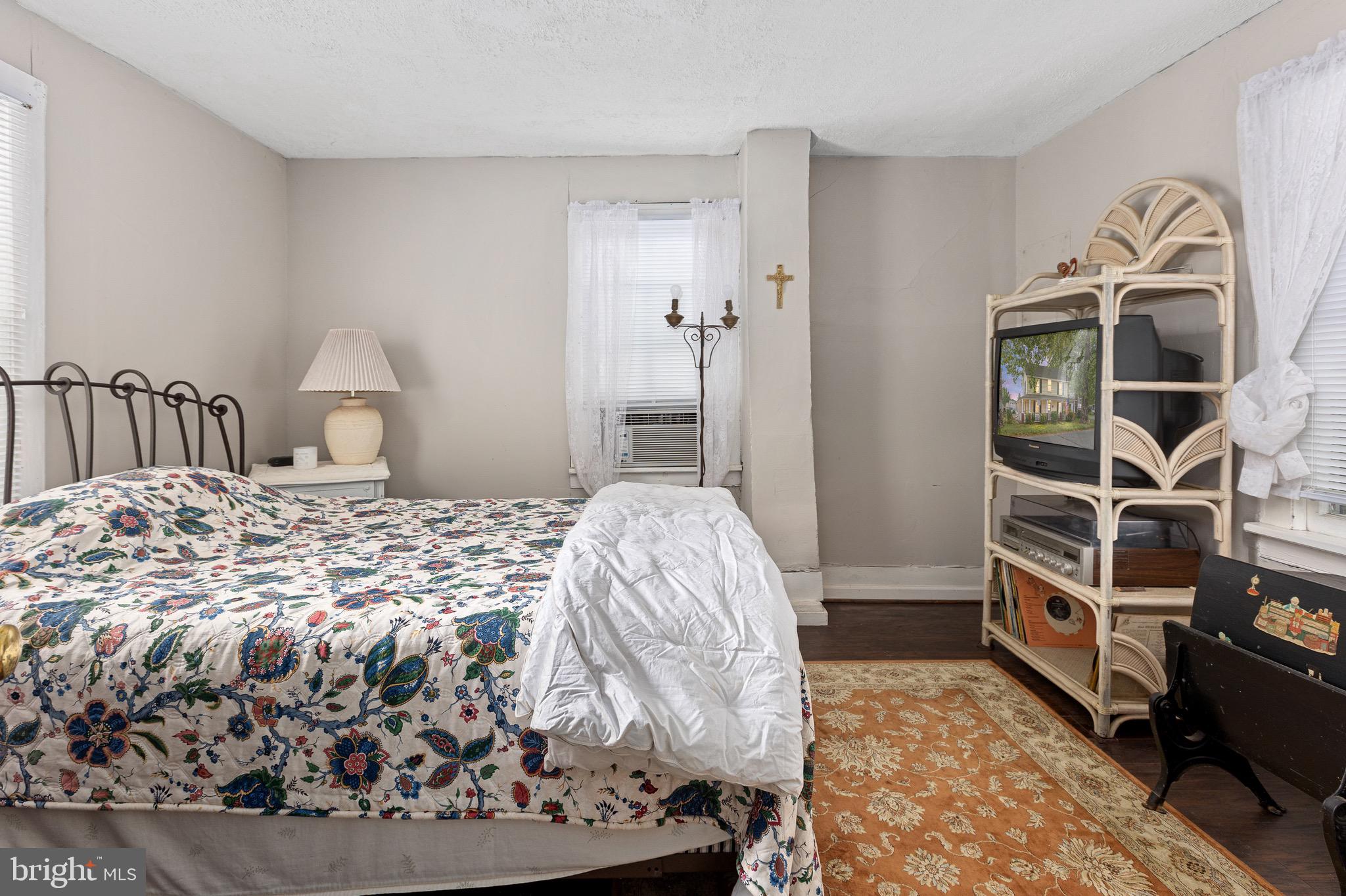 TOWN OF COLONIAL BEACH - Residential