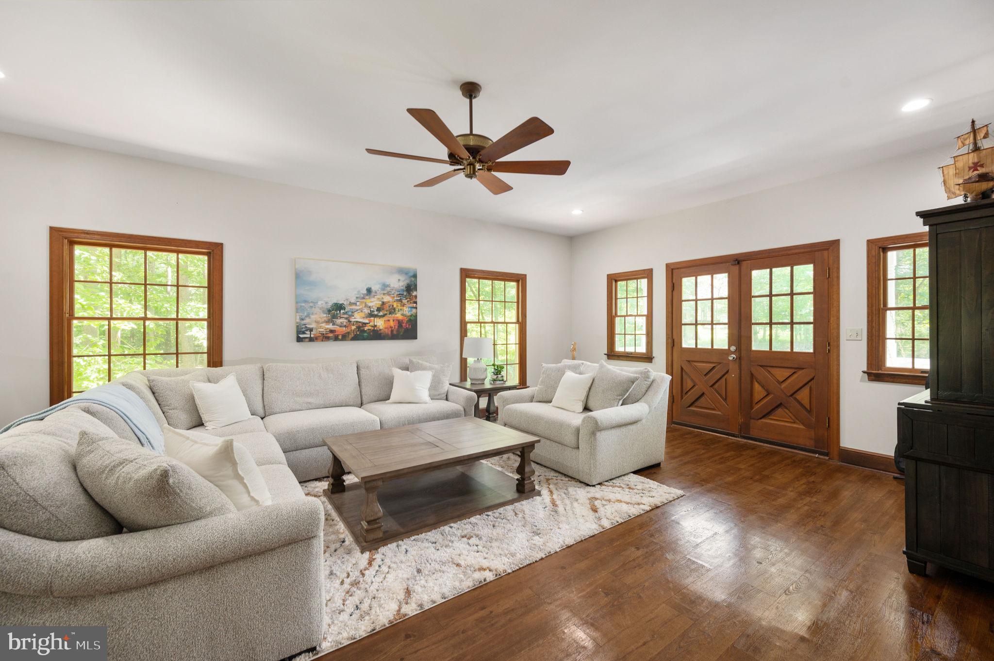 ROSEDALE - Residential