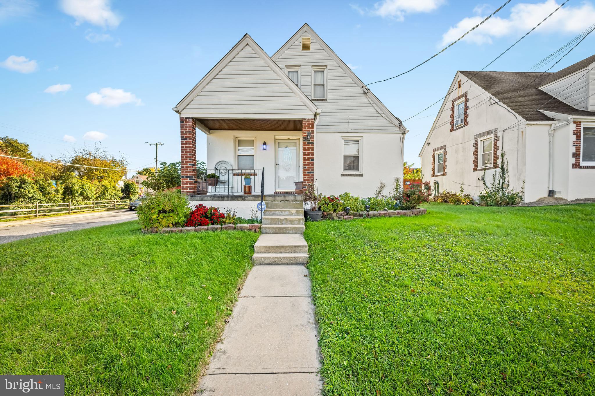 This charming Cape Cod, located on a corner lot, features numerous upgrades and a super convenient location. Key features include: •Updates: Newer replacement windows, hot water heater, and HVAC system. The fence was extensively repaired and painted in 2025. •First Floor: Two nicely sized bedrooms, well-maintained wood floors, a welcoming living room, full bathroom, and a kitchen/dining room combo.
•Second Floor: A large open area serving as the third bedroom with ample closet space. •Lower Level: A fully equipped in-law suite with. •Exterior: A very large, flat, fenced-in backyard and abundant off-street parking. •Location: The property is convenient to the Beltway, Parkville, and offers easy access to I-95, Towson, and downtown Baltimore.
