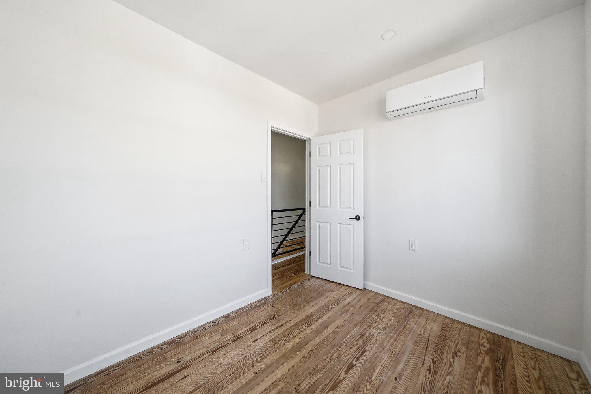 FRANKFORD - Residential
