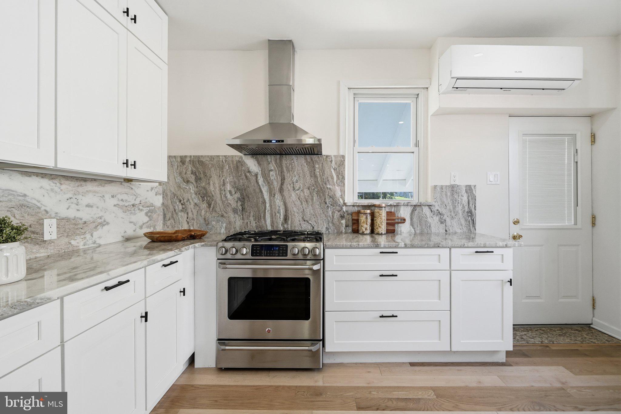 FRANKFORD - Residential
