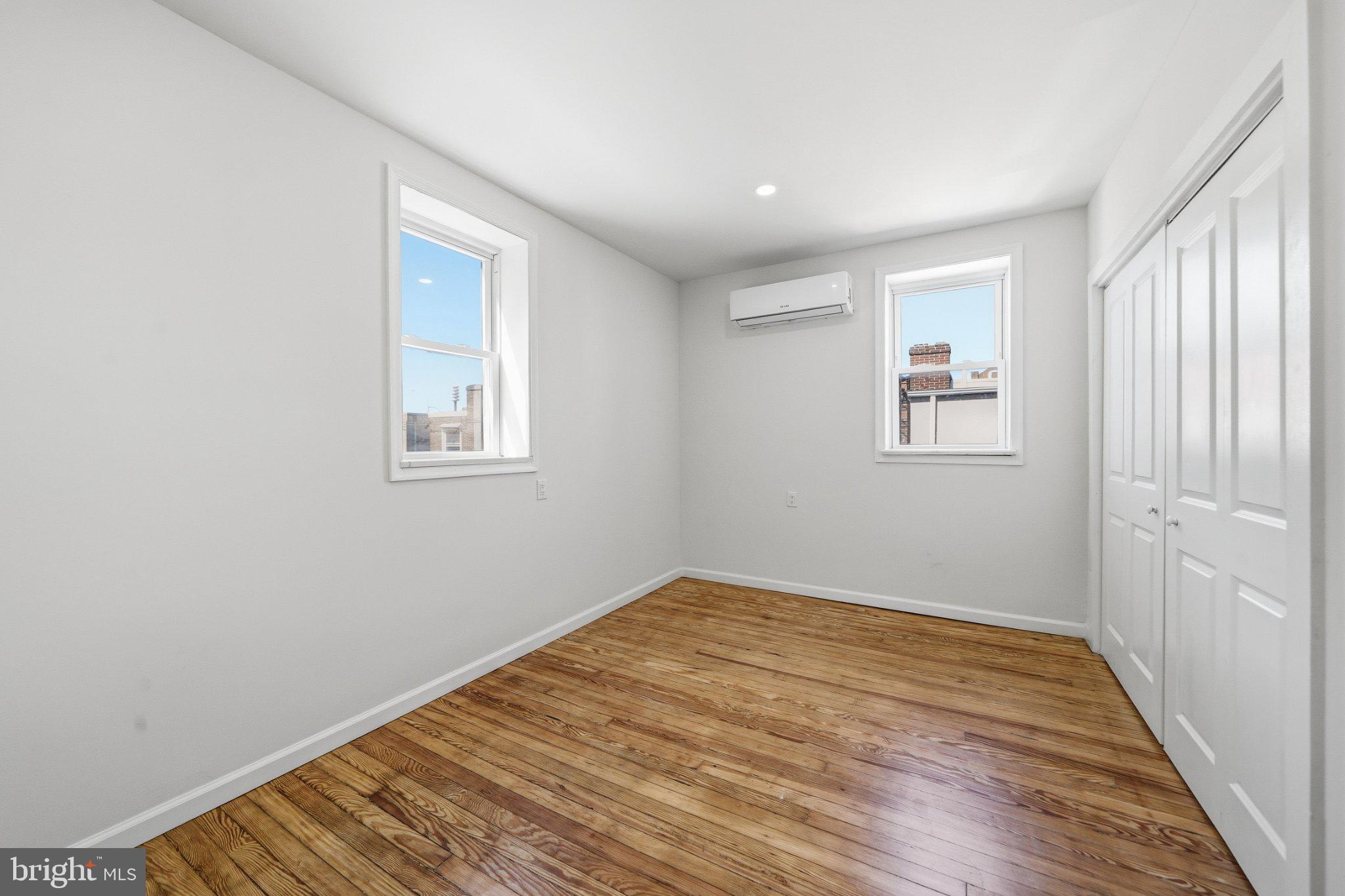 FRANKFORD - Residential