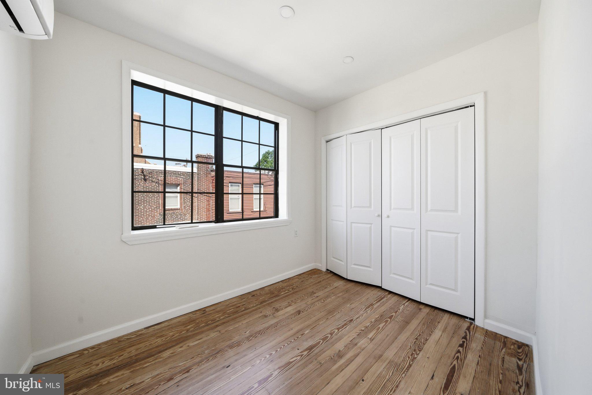FRANKFORD - Residential