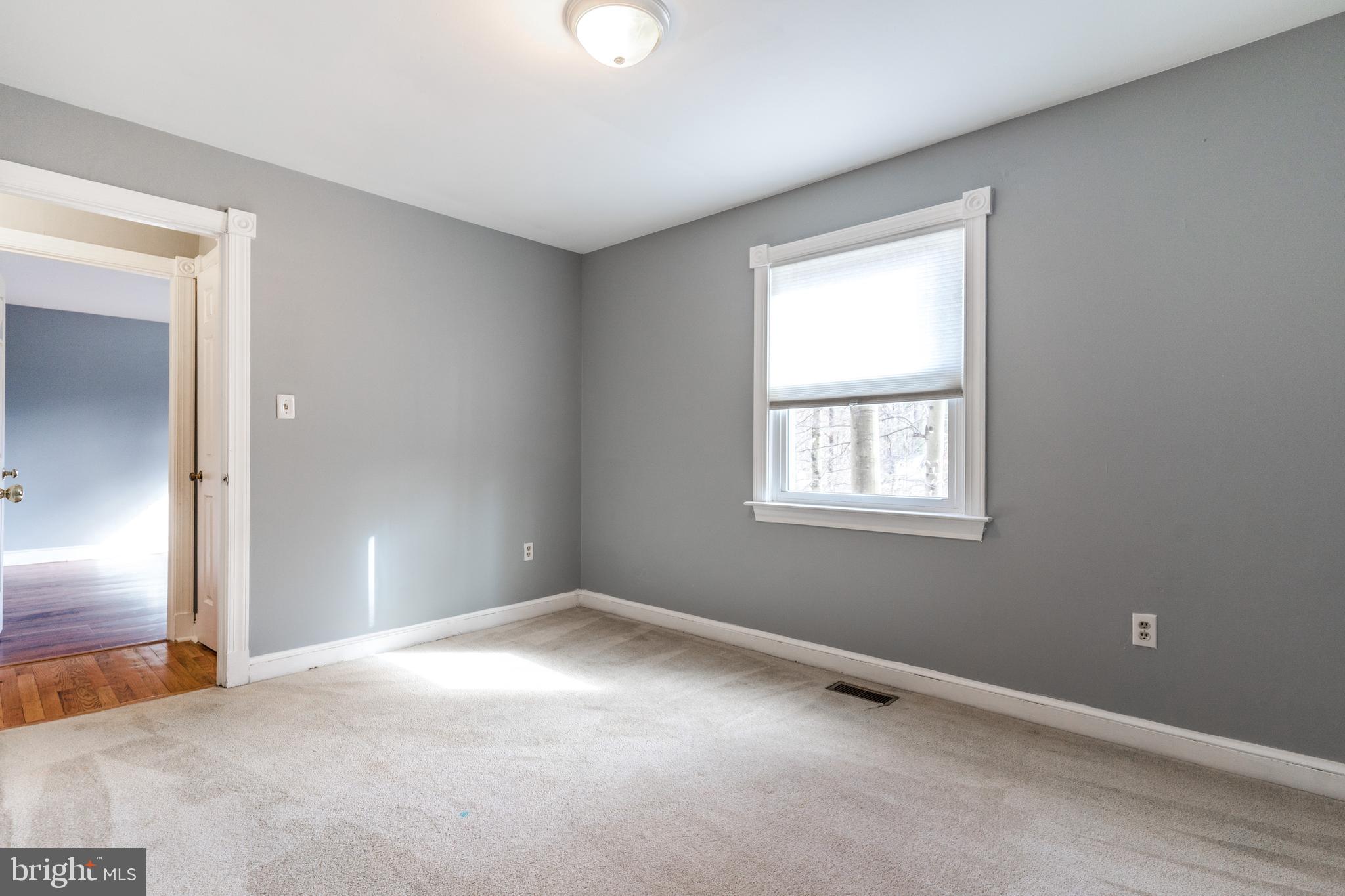 SHERWOOD MANOR - Residential Lease