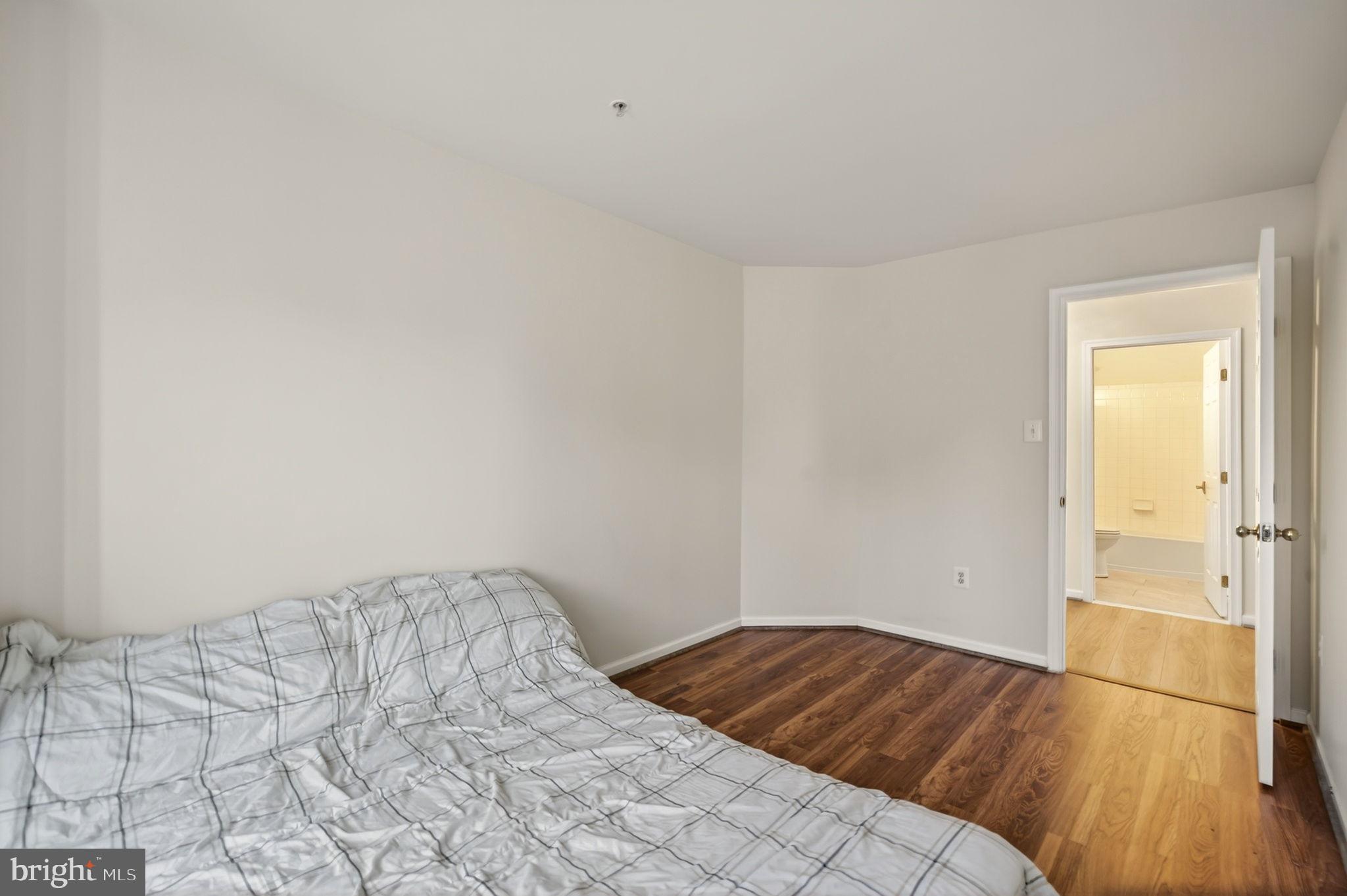 WOODSIDE ESTATES PLAT 1> - Residential