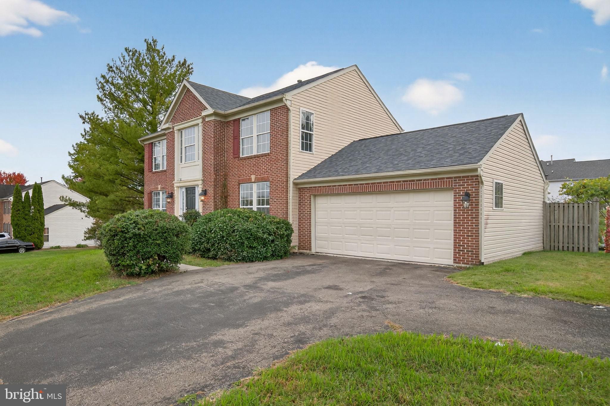 WOODSIDE ESTATES PLAT 1> - Residential