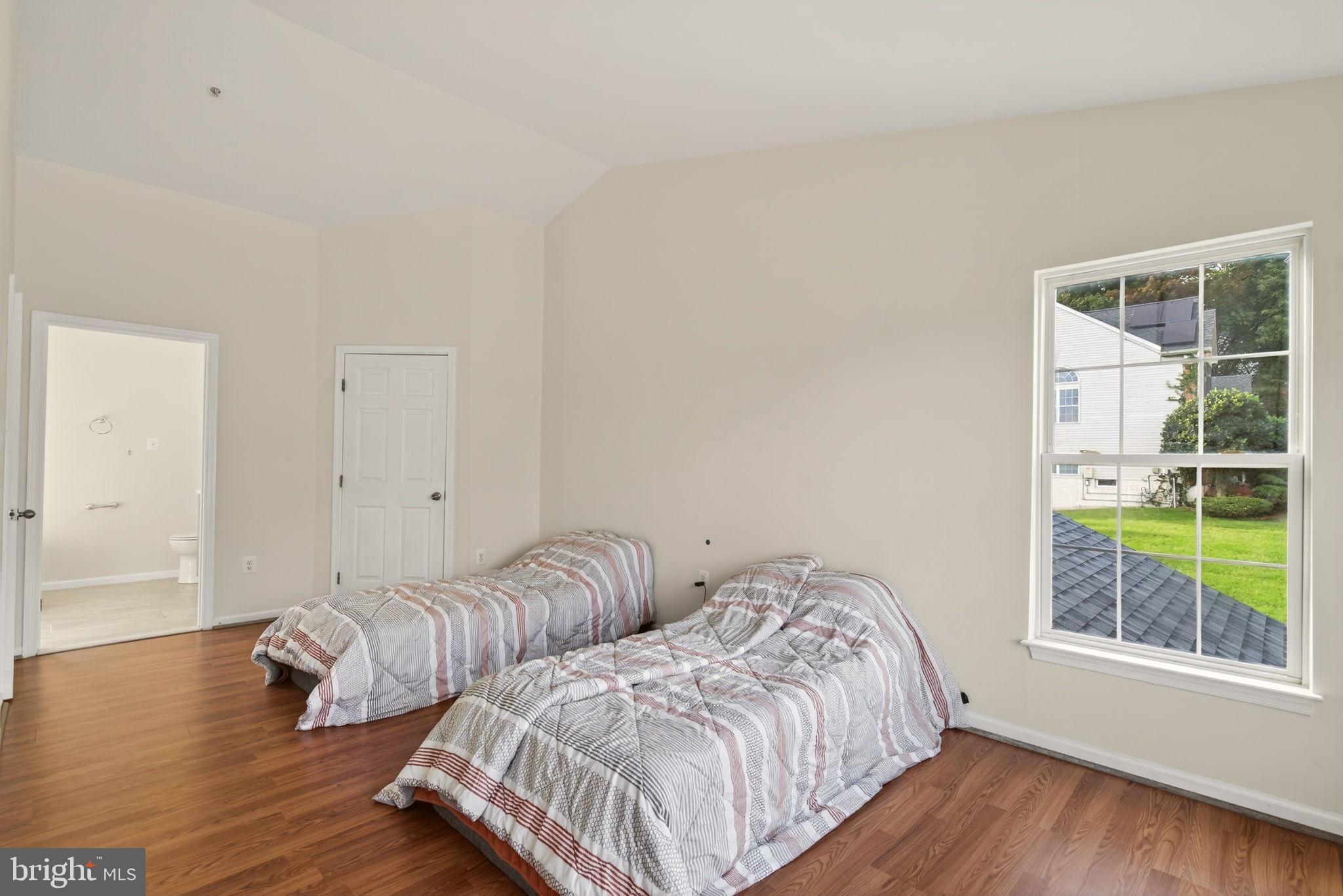 WOODSIDE ESTATES PLAT 1> - Residential