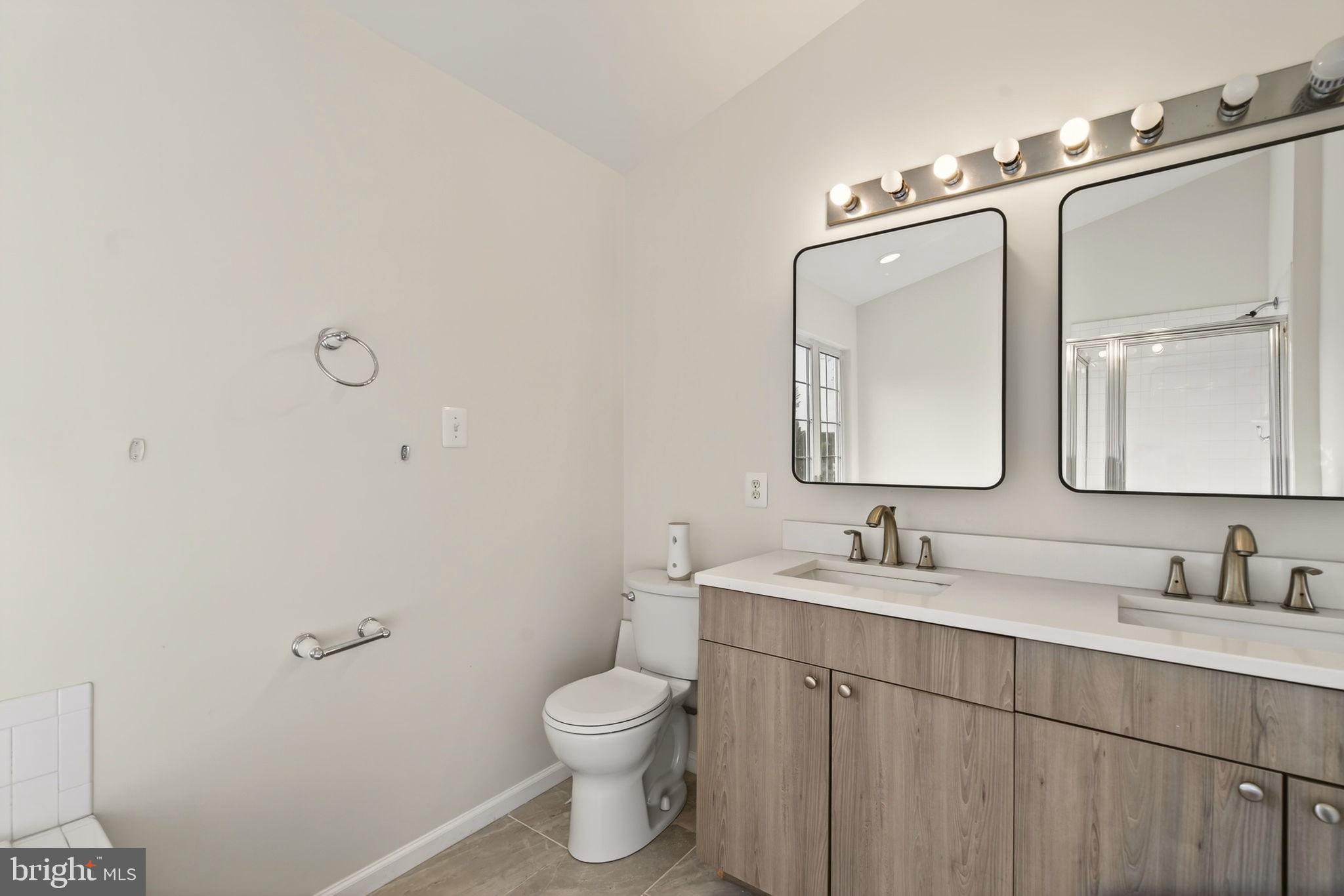 WOODSIDE ESTATES PLAT 1> - Residential