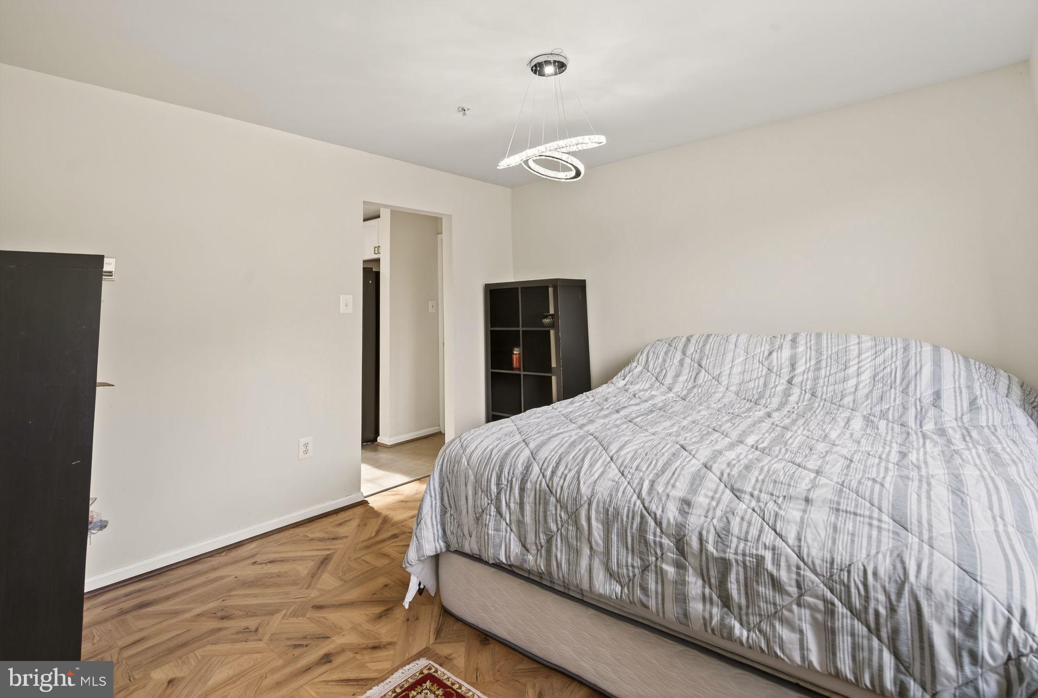WOODSIDE ESTATES PLAT 1> - Residential