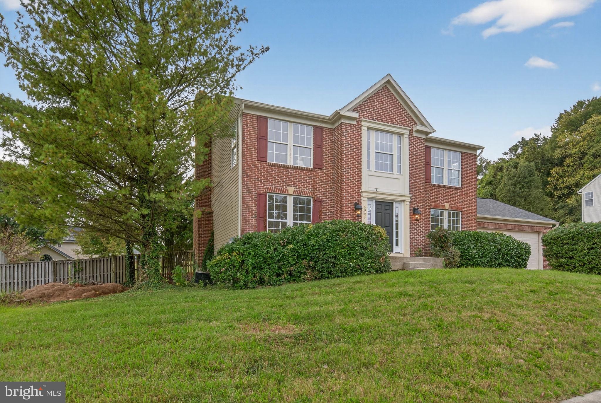 WOODSIDE ESTATES PLAT 1> - Residential