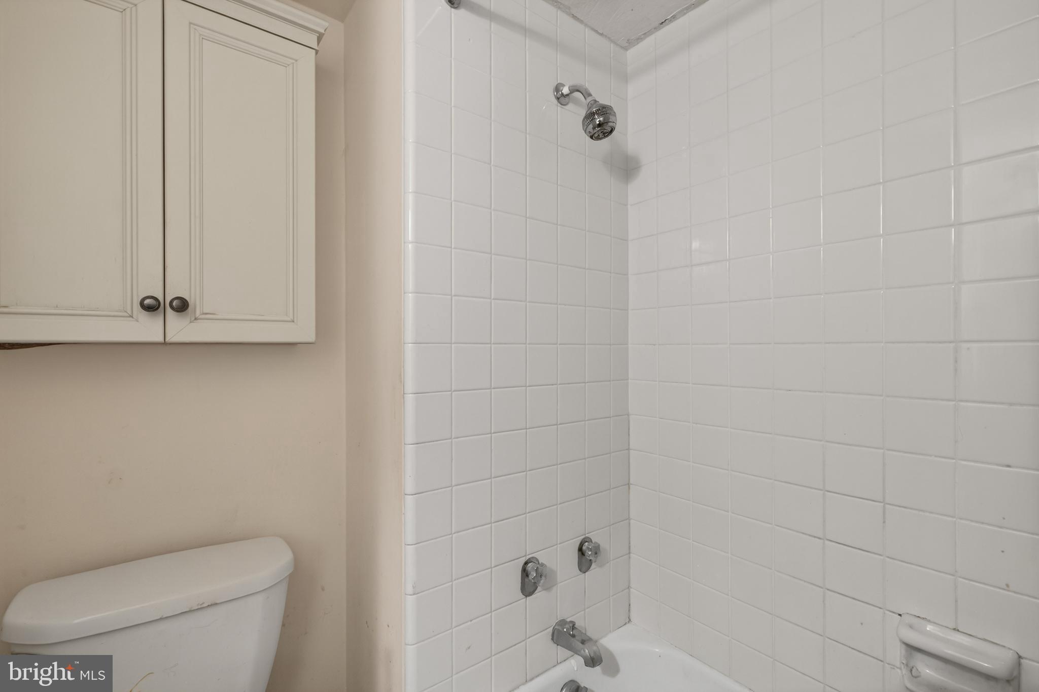 WASHINGTON SQ - Residential