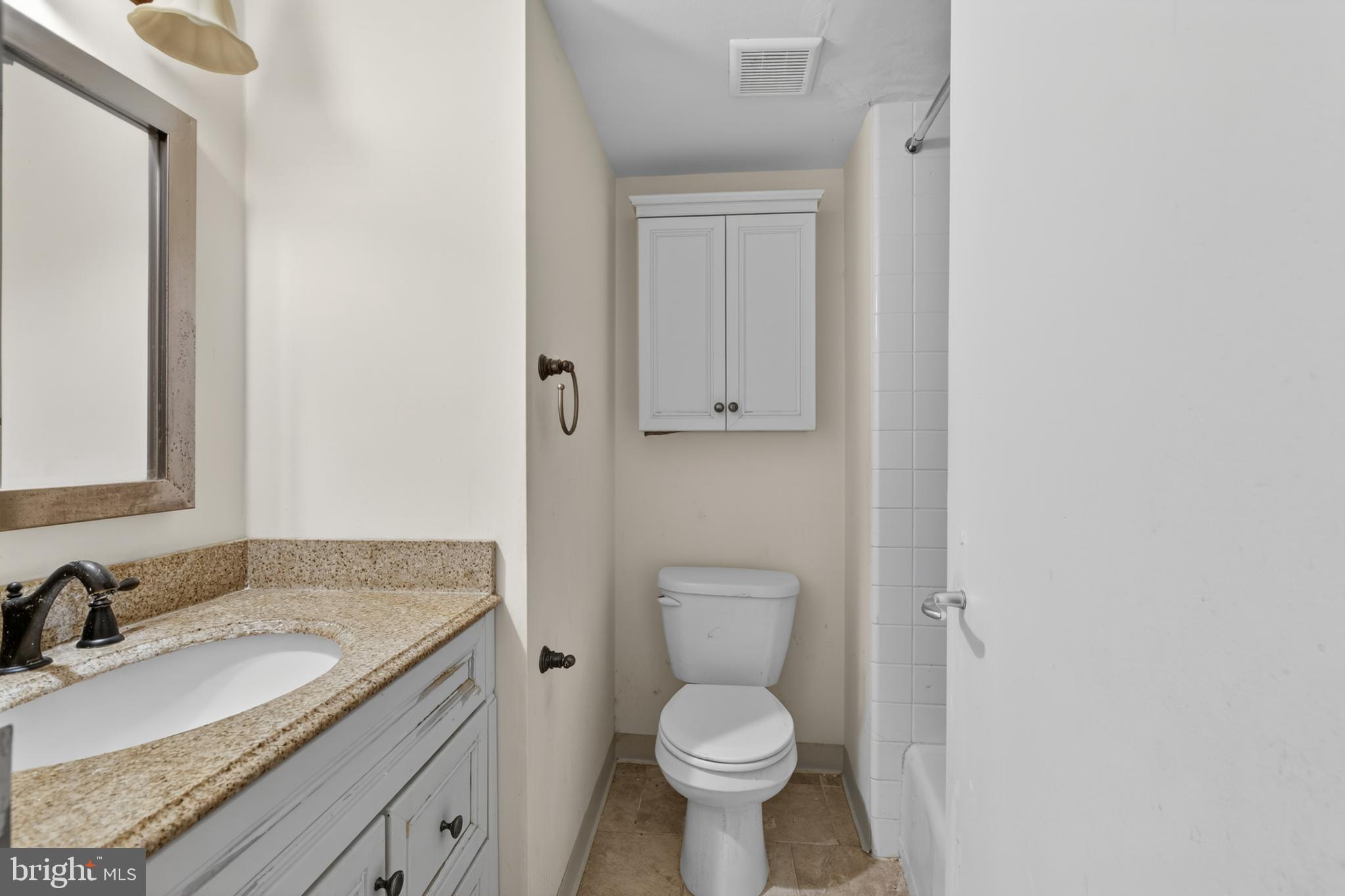 WASHINGTON SQ - Residential