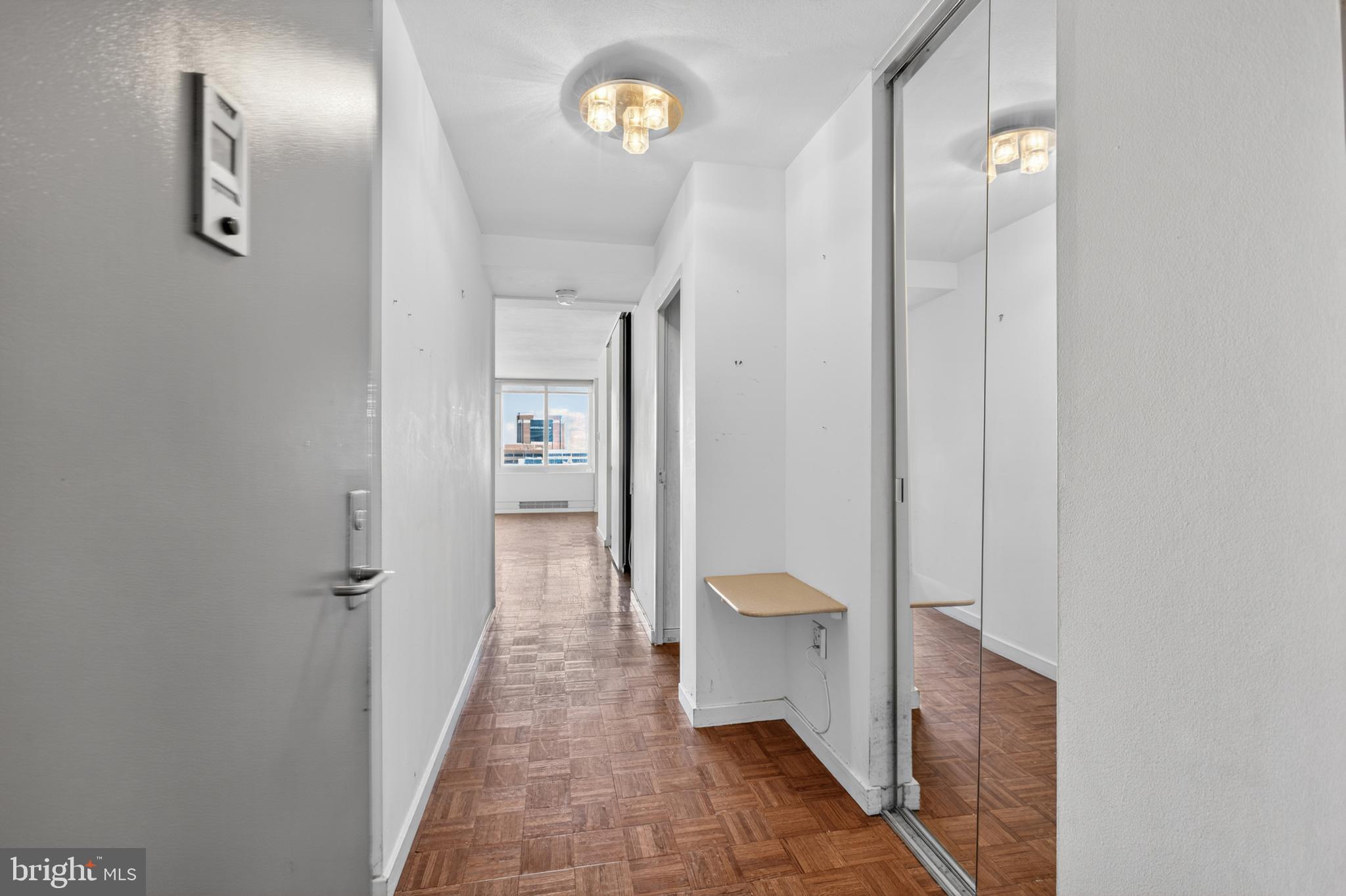 WASHINGTON SQ - Residential