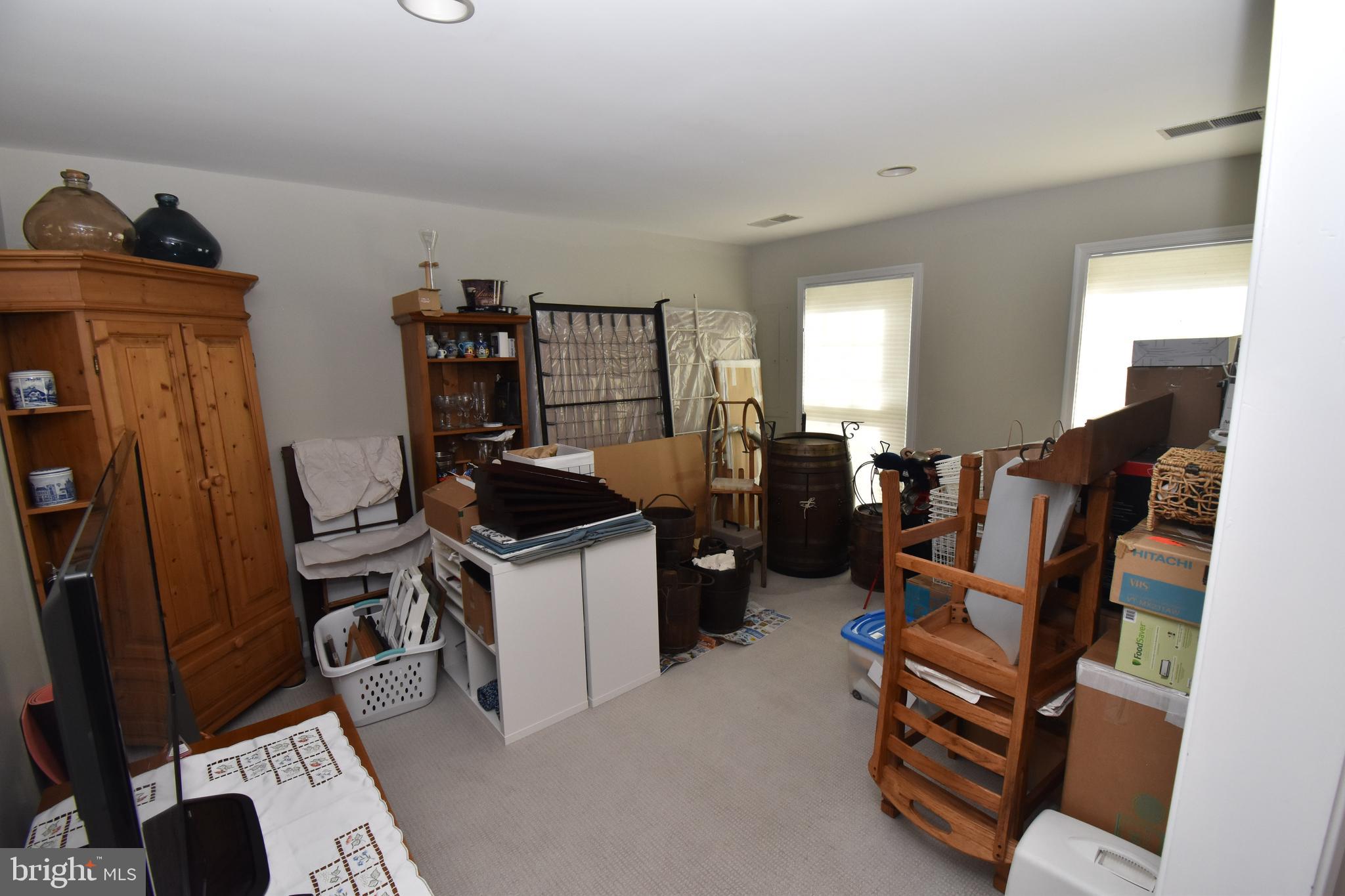 QUANTRELL MEWS - Residential Lease