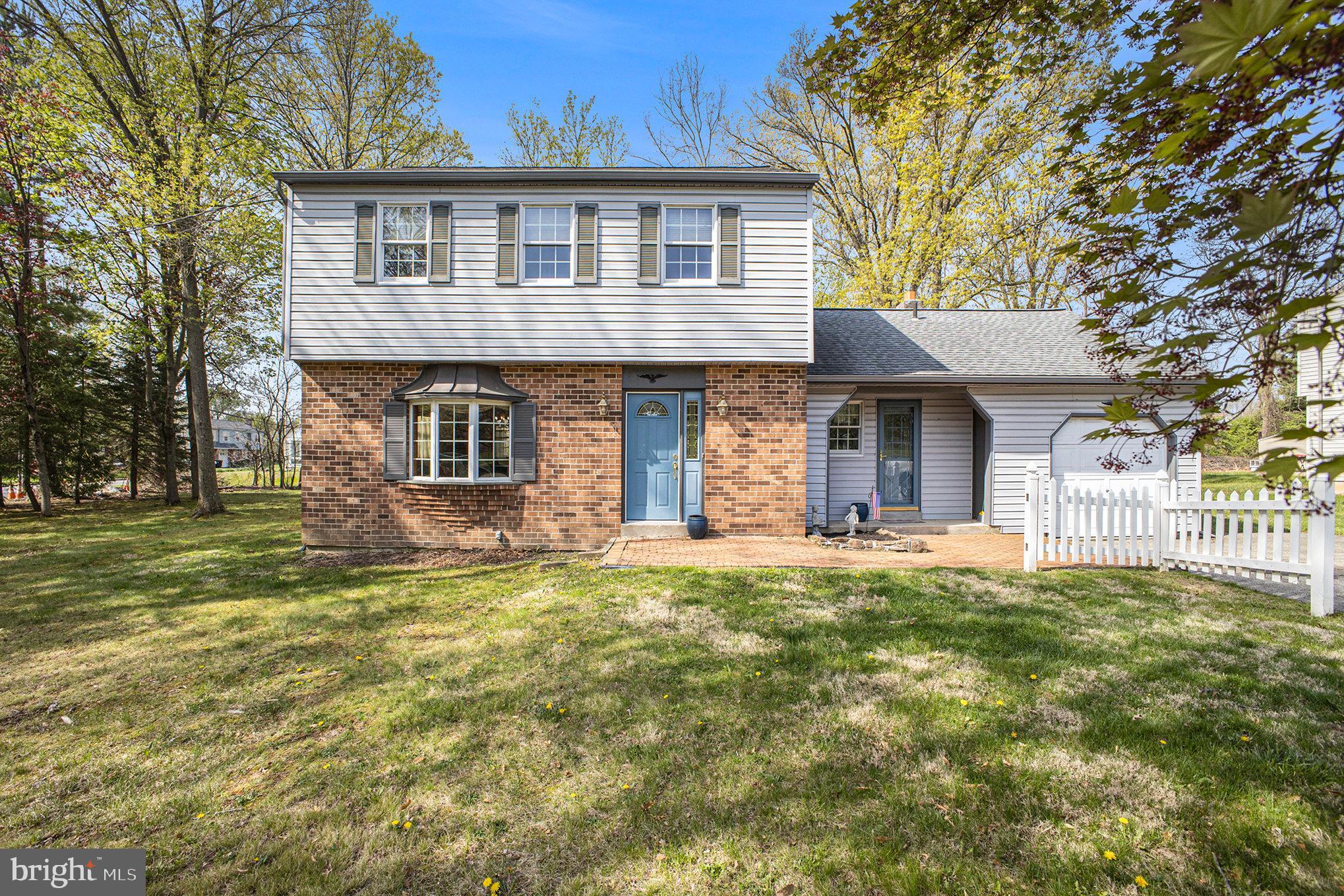 OAKLAND FARMS - Residential