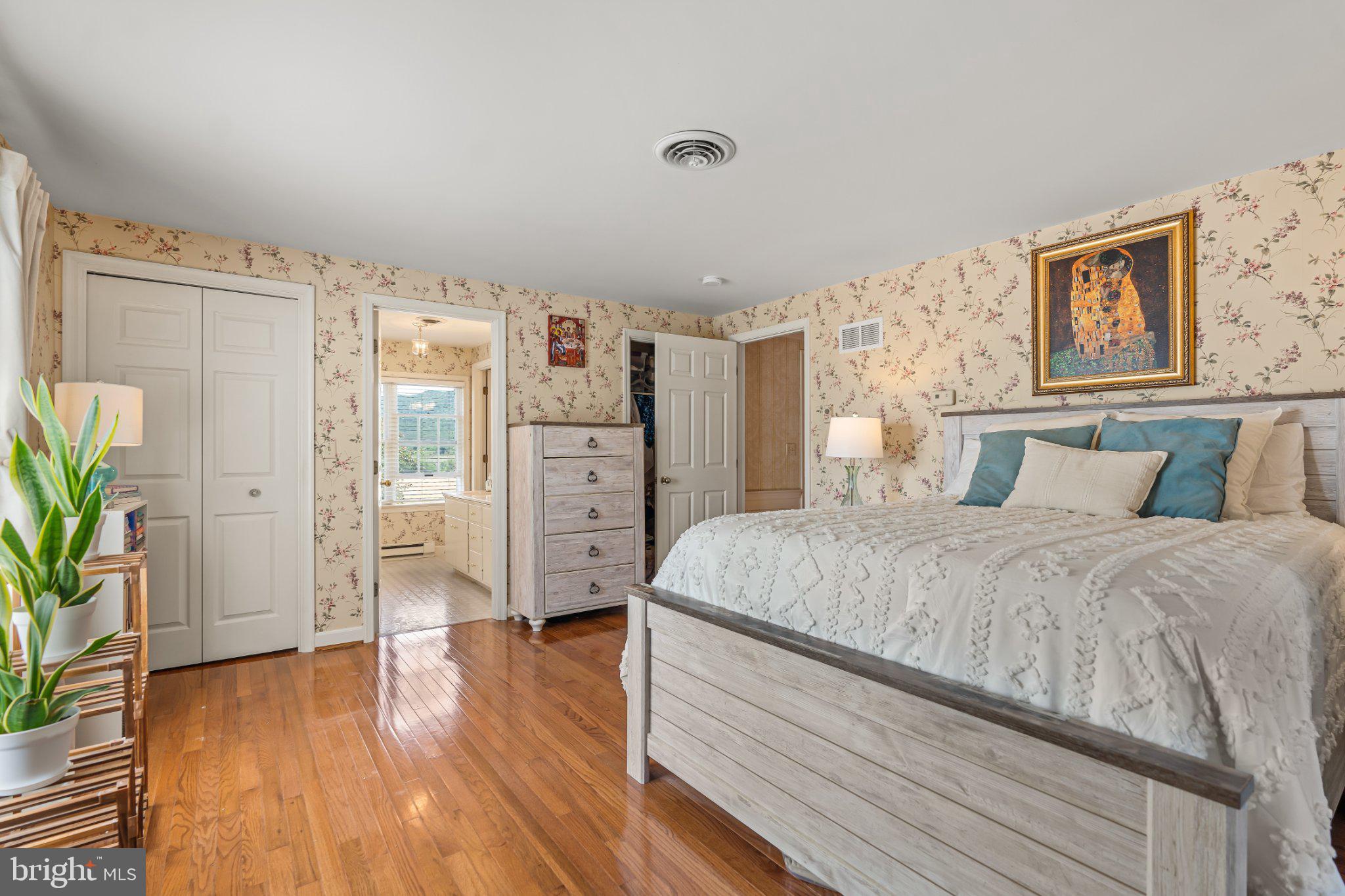 MERCERSBURG - Residential