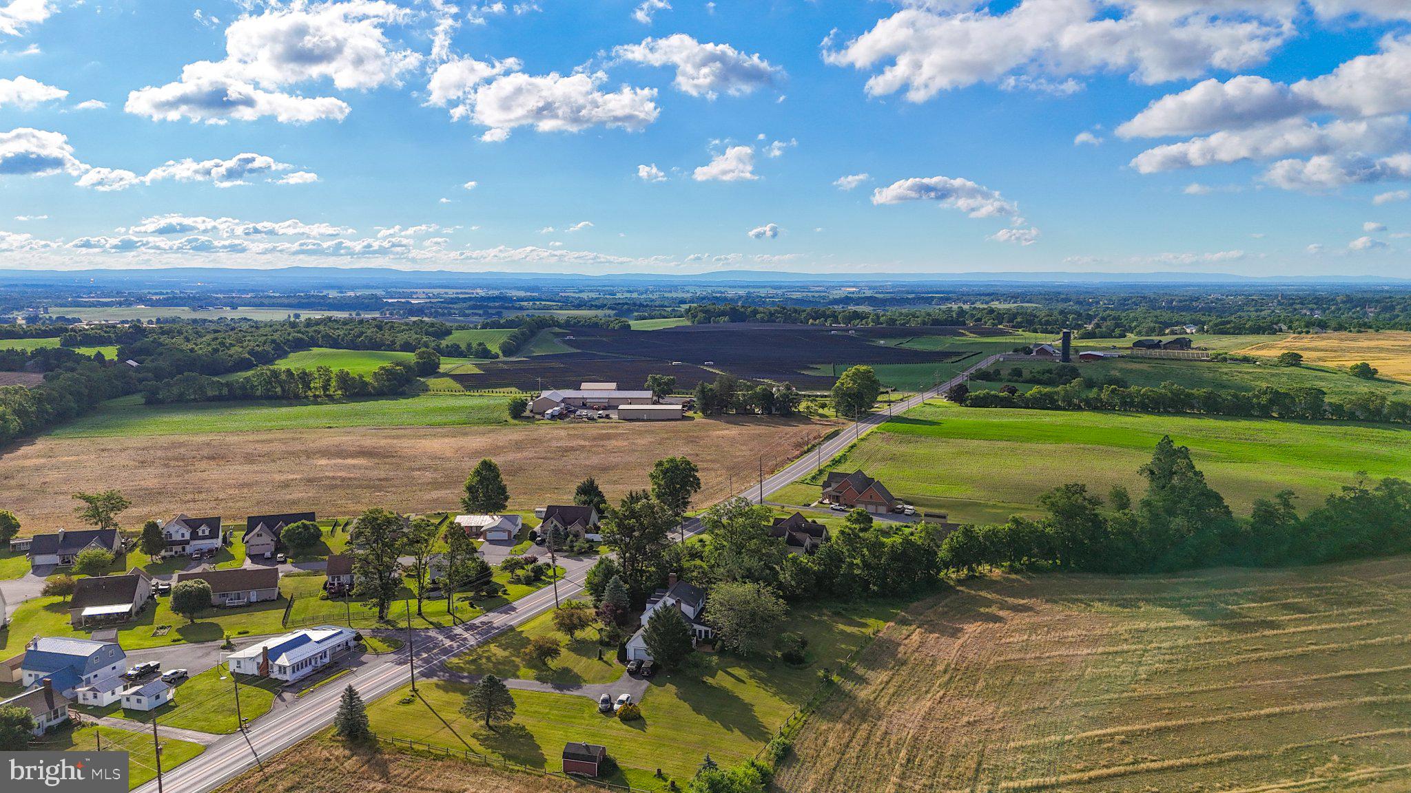 MERCERSBURG - Residential