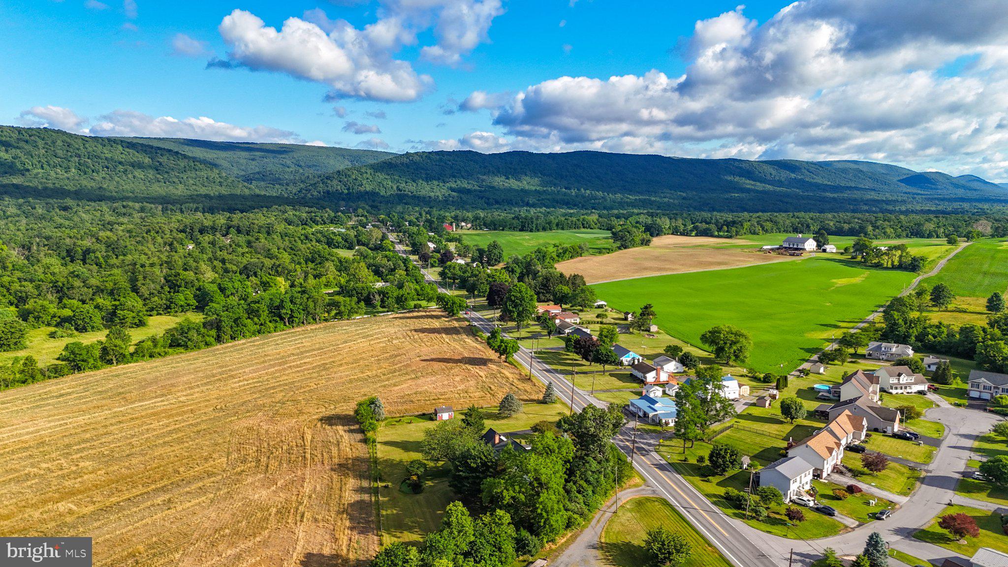 MERCERSBURG - Residential
