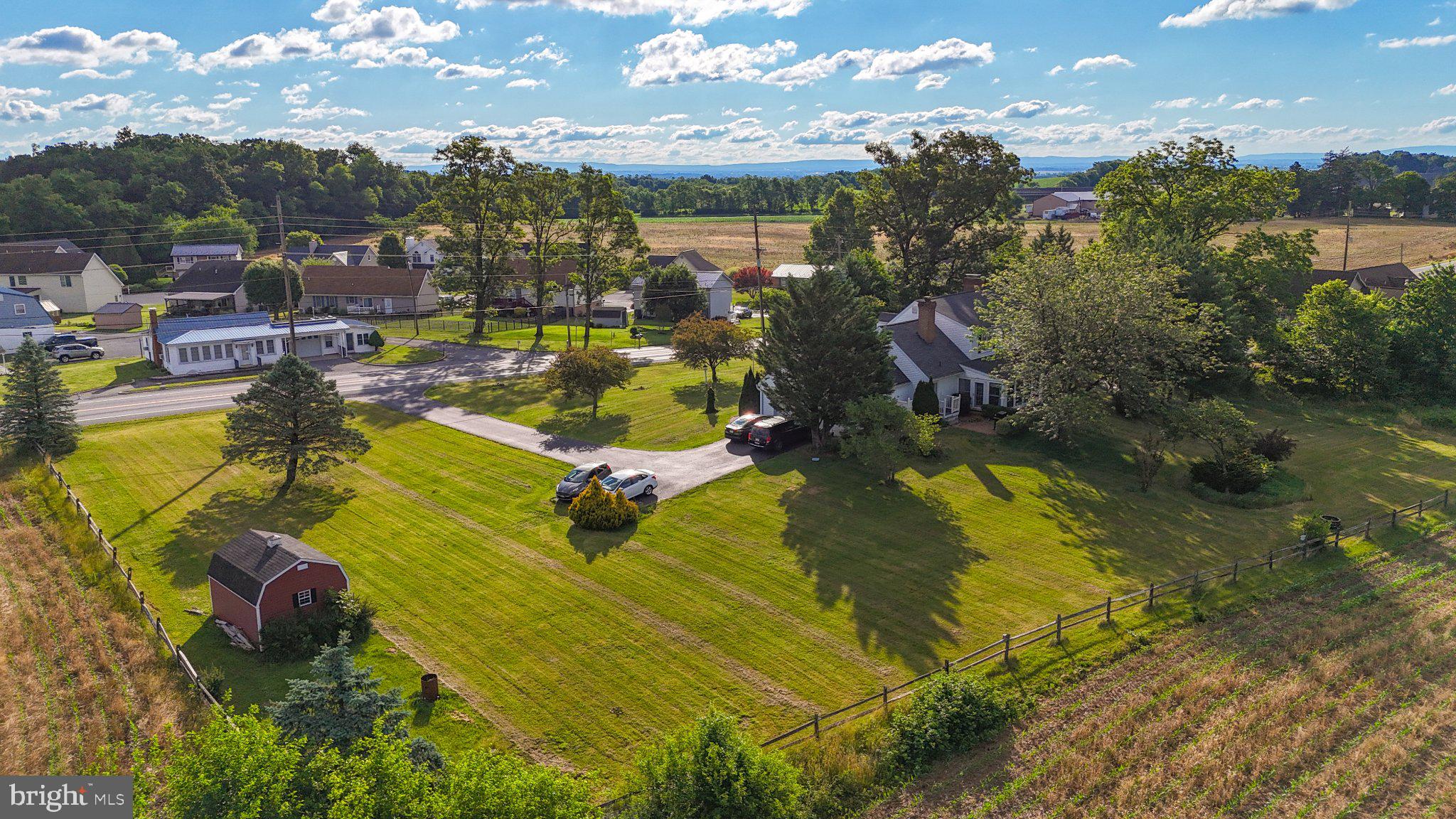 MERCERSBURG - Residential