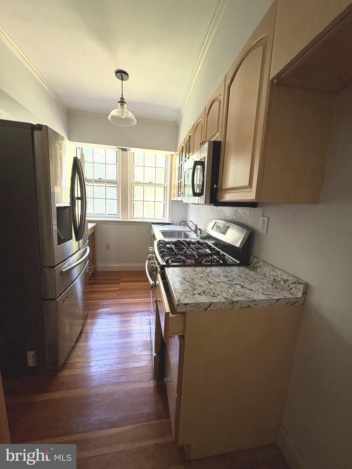 YORKLYNNE MANOR - Residential