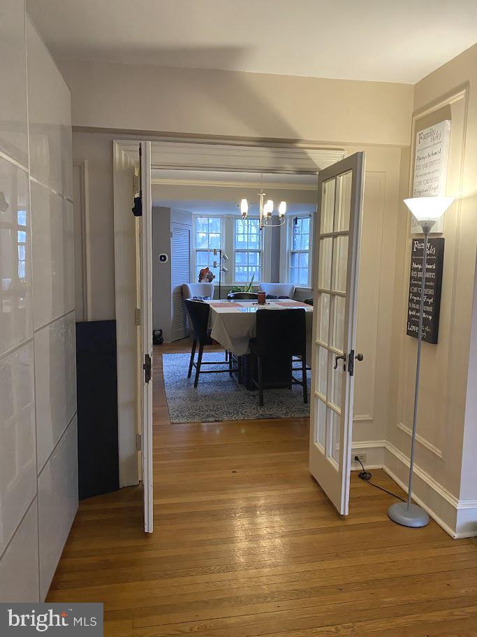 YORKLYNNE MANOR - Residential
