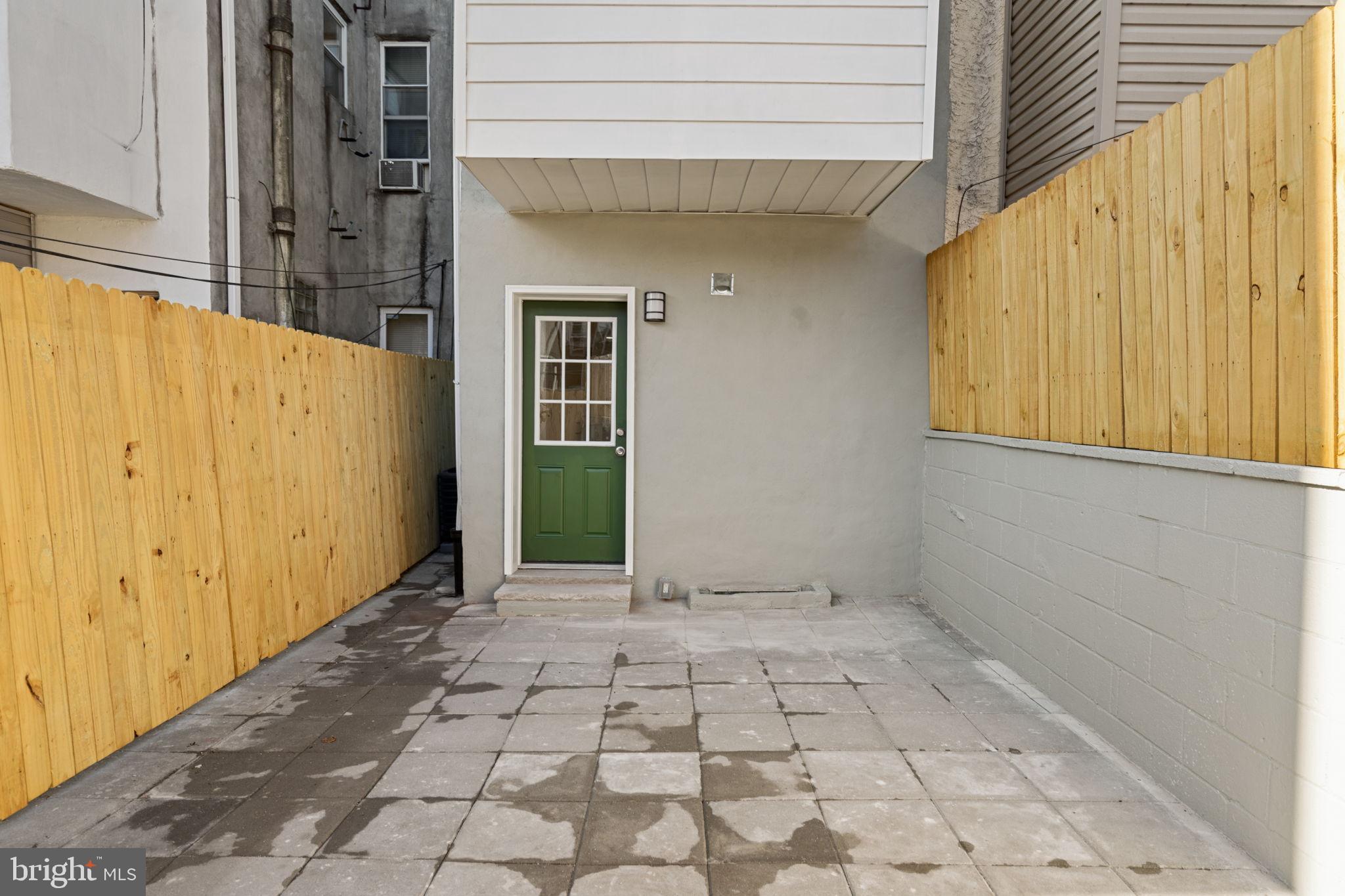 POINT BREEZE - Residential