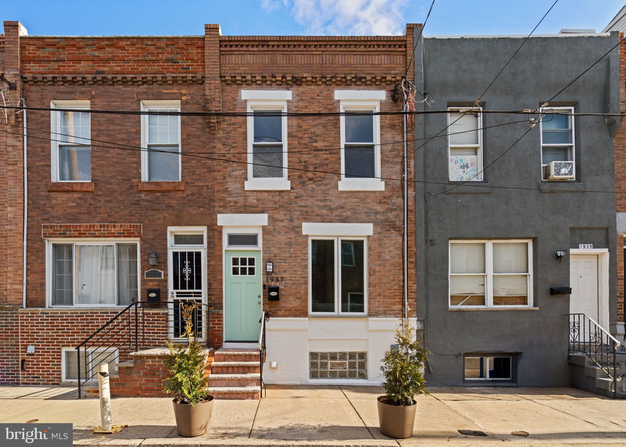 POINT BREEZE - Residential