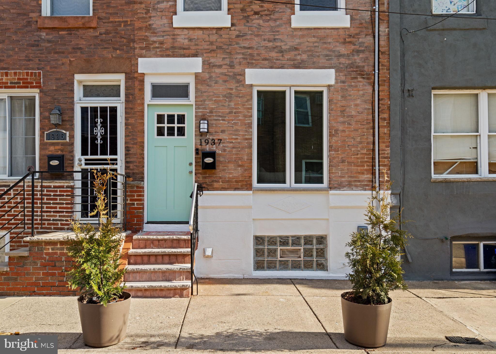 POINT BREEZE - Residential