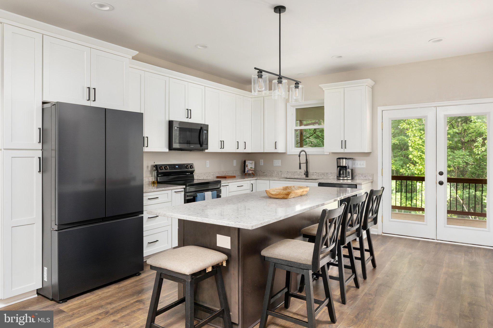 MILE RIDGE ESTATES - Residential