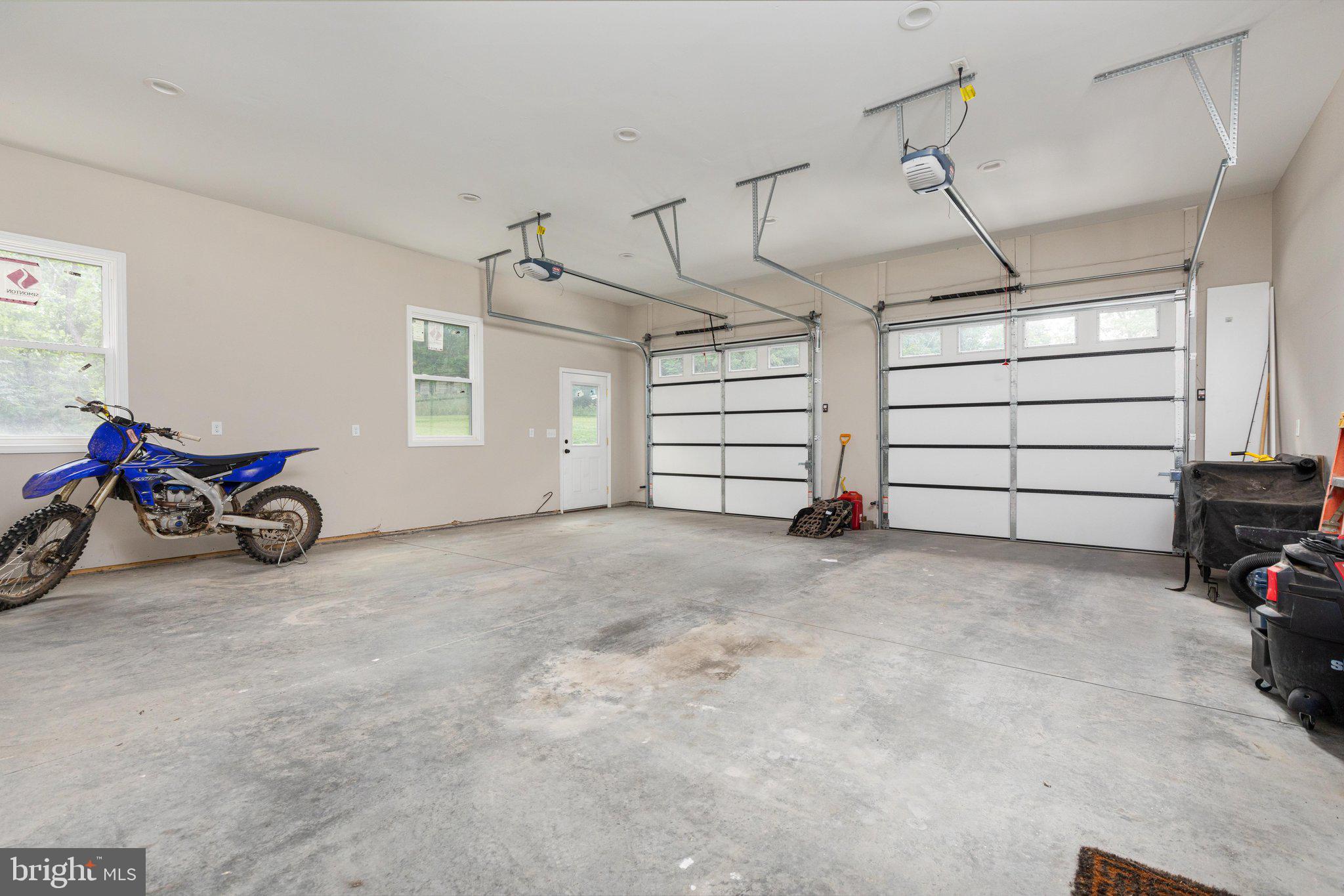 MILE RIDGE ESTATES - Residential