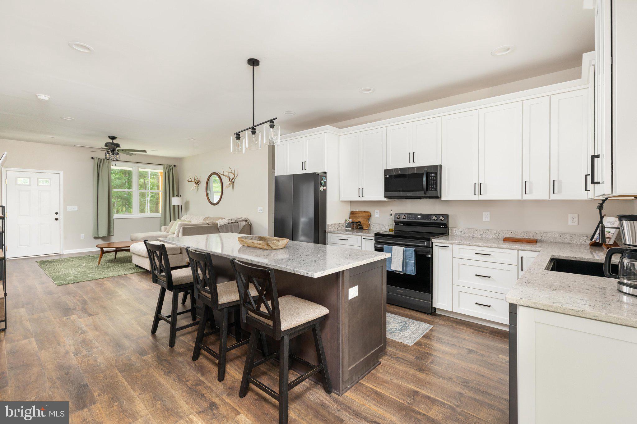 MILE RIDGE ESTATES - Residential