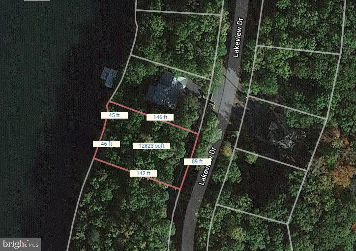 LAKE HOLIDAY ESTATES - Land
