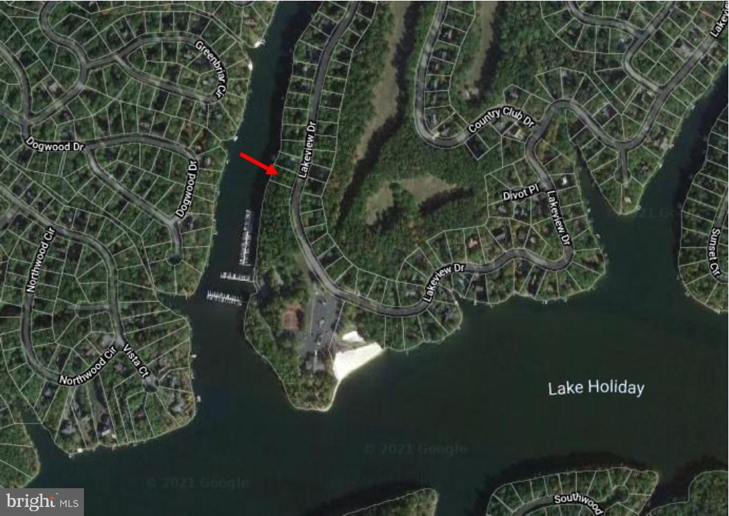 LAKE HOLIDAY ESTATES - Land