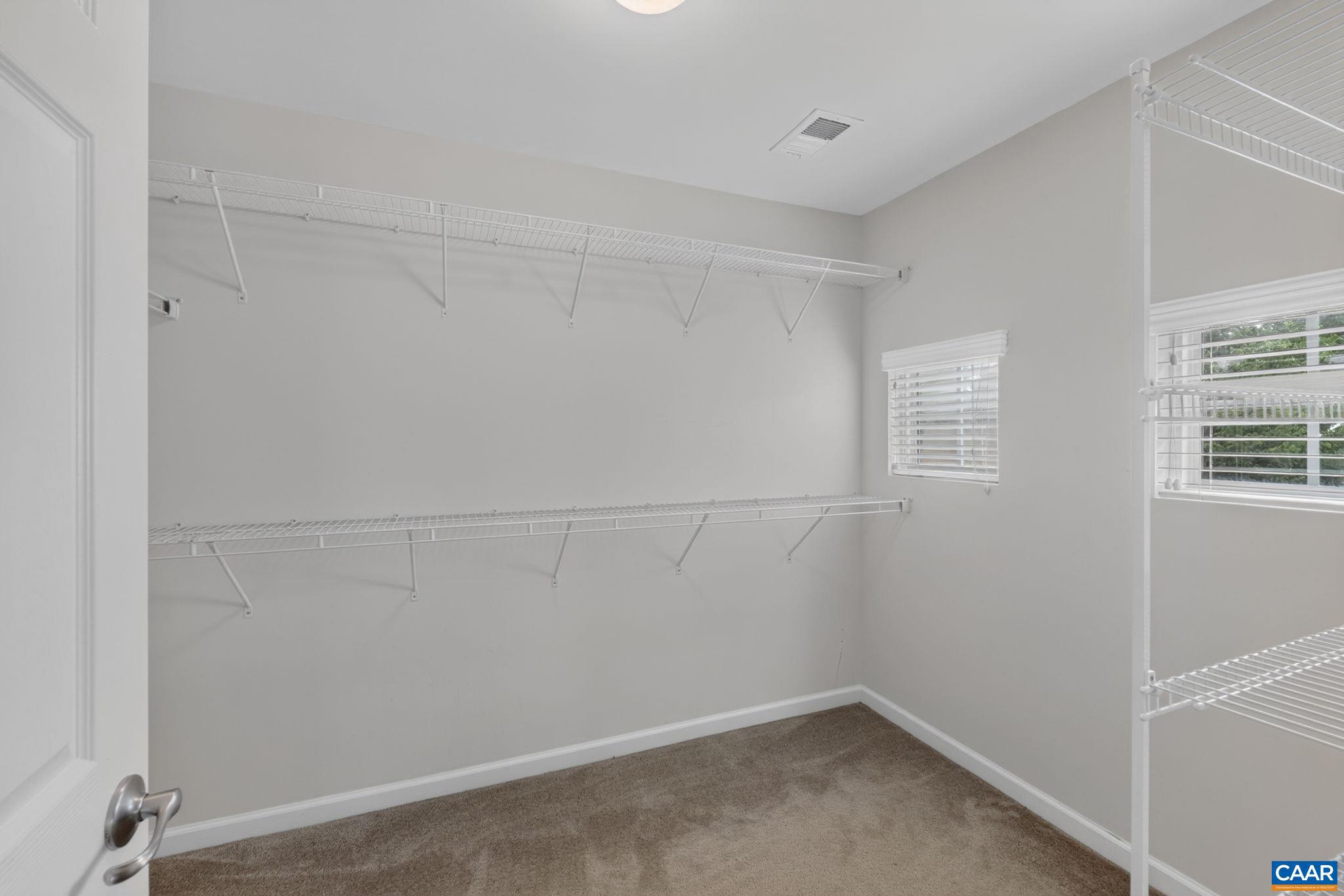 MONTGOMERY RIDGE - Residential