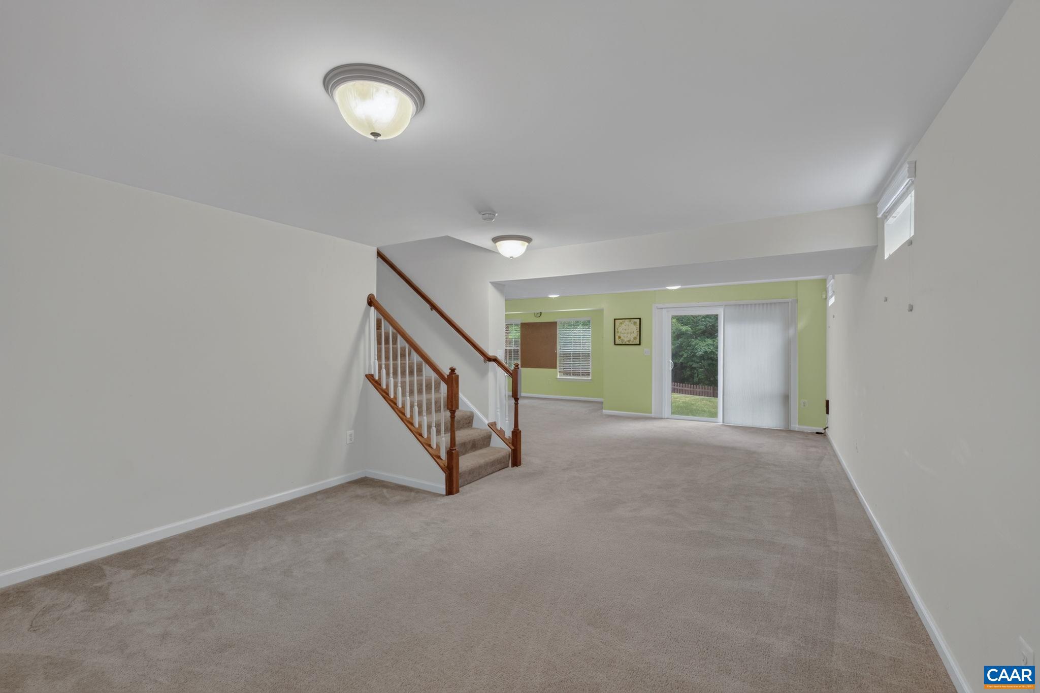 MONTGOMERY RIDGE - Residential
