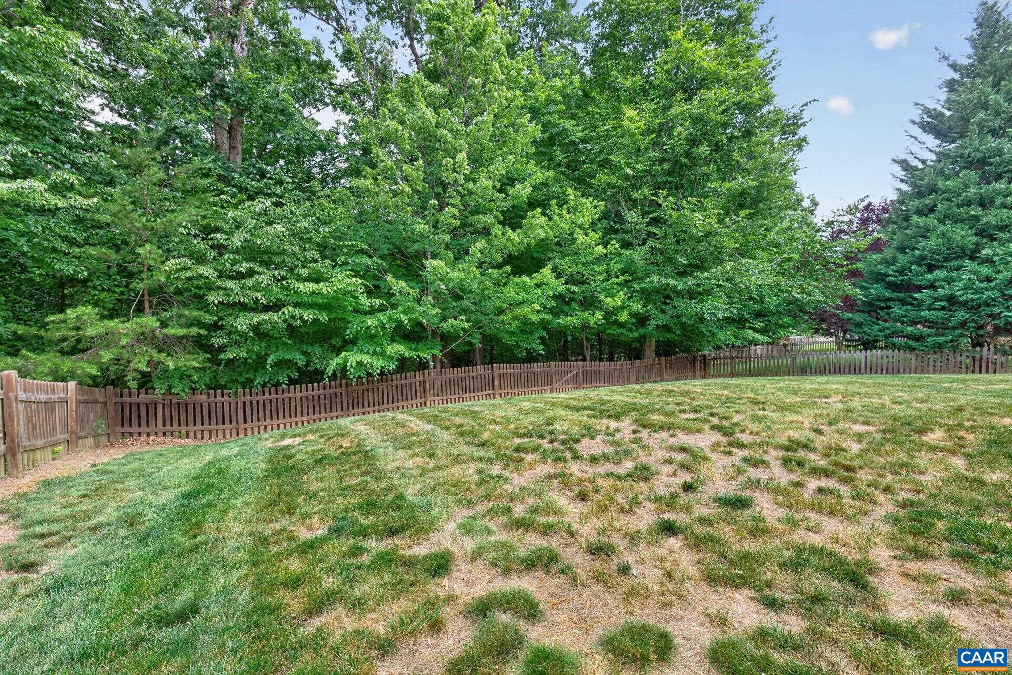 MONTGOMERY RIDGE - Residential
