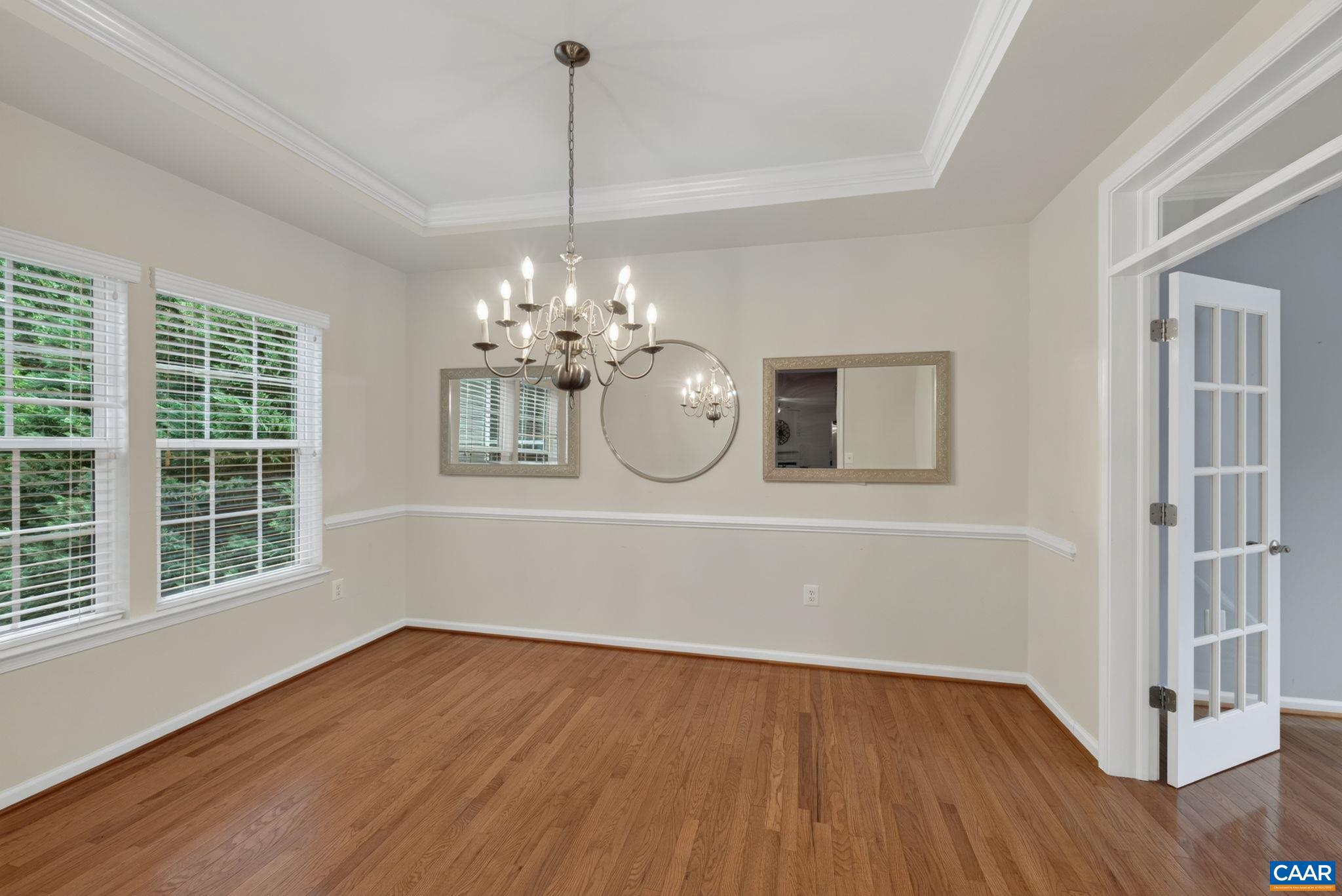MONTGOMERY RIDGE - Residential