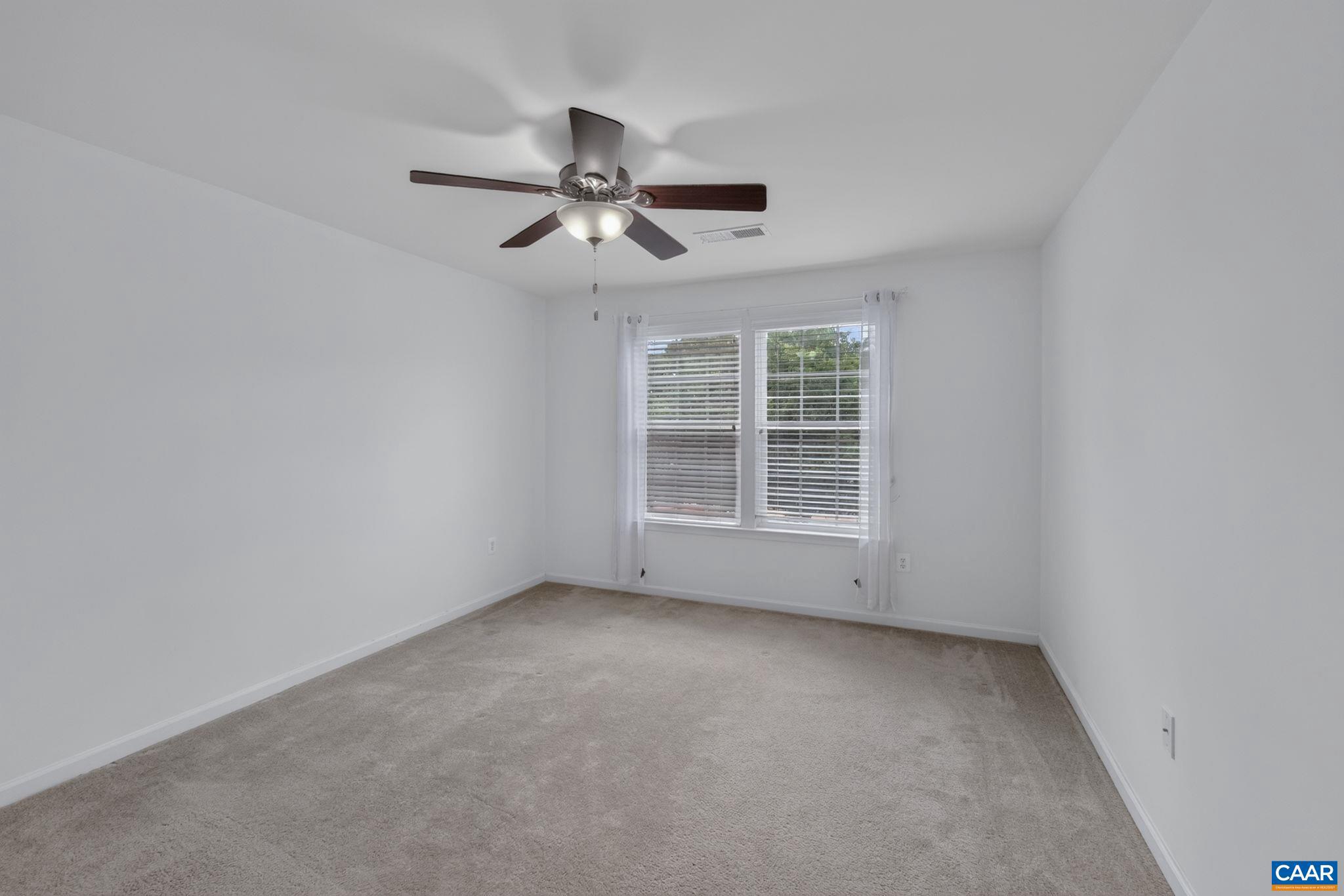 MONTGOMERY RIDGE - Residential
