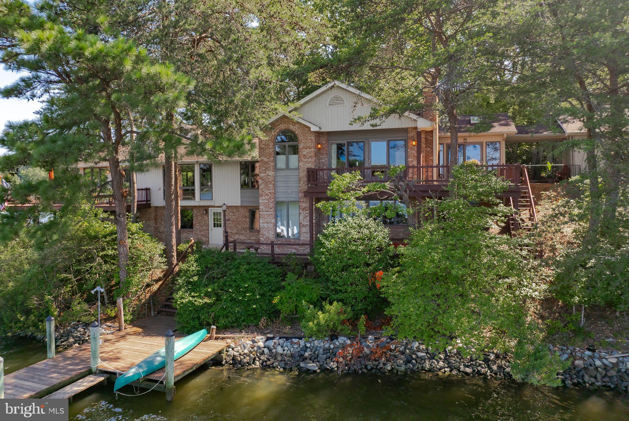 DRUM POINT - Residential
