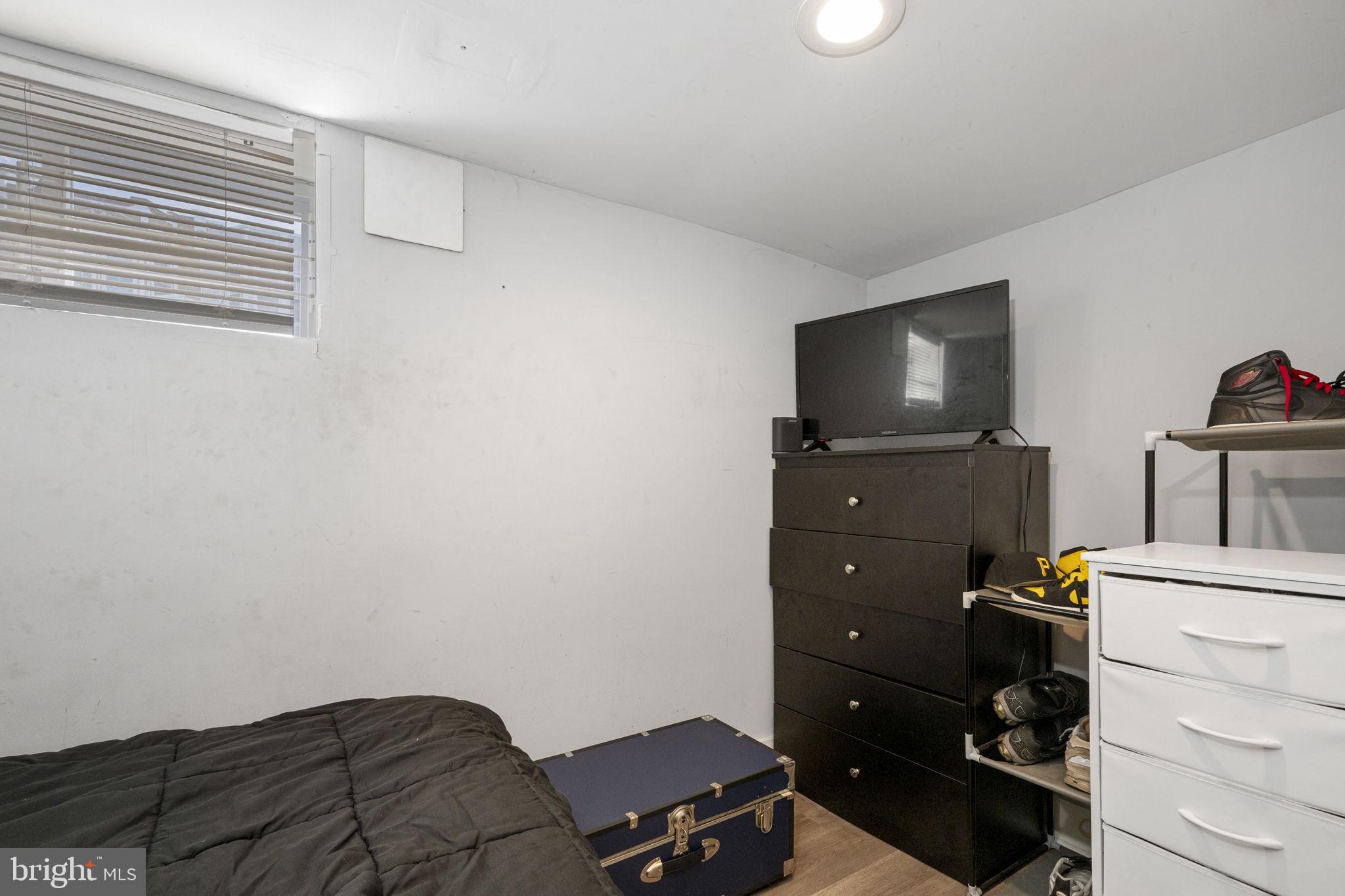 COBBS CREEK - Residential