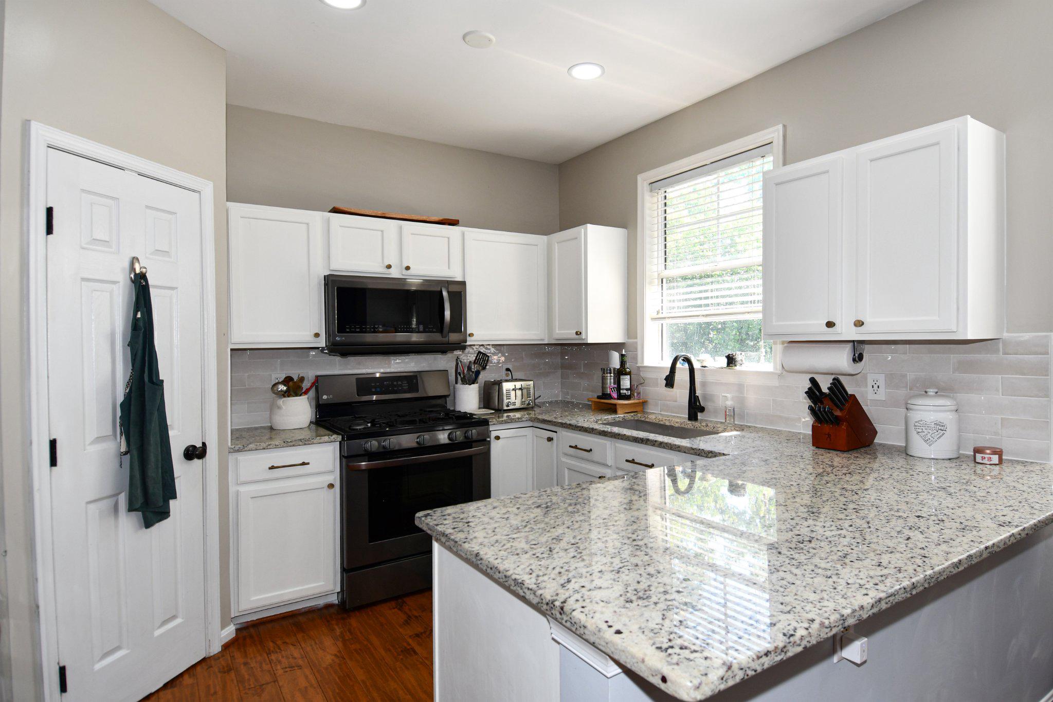LAKE RIDGE - SPRINGWOODS - Residential