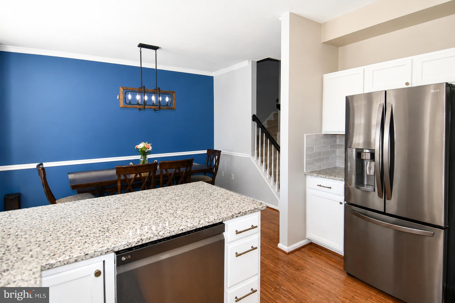 LAKE RIDGE - SPRINGWOODS - Residential