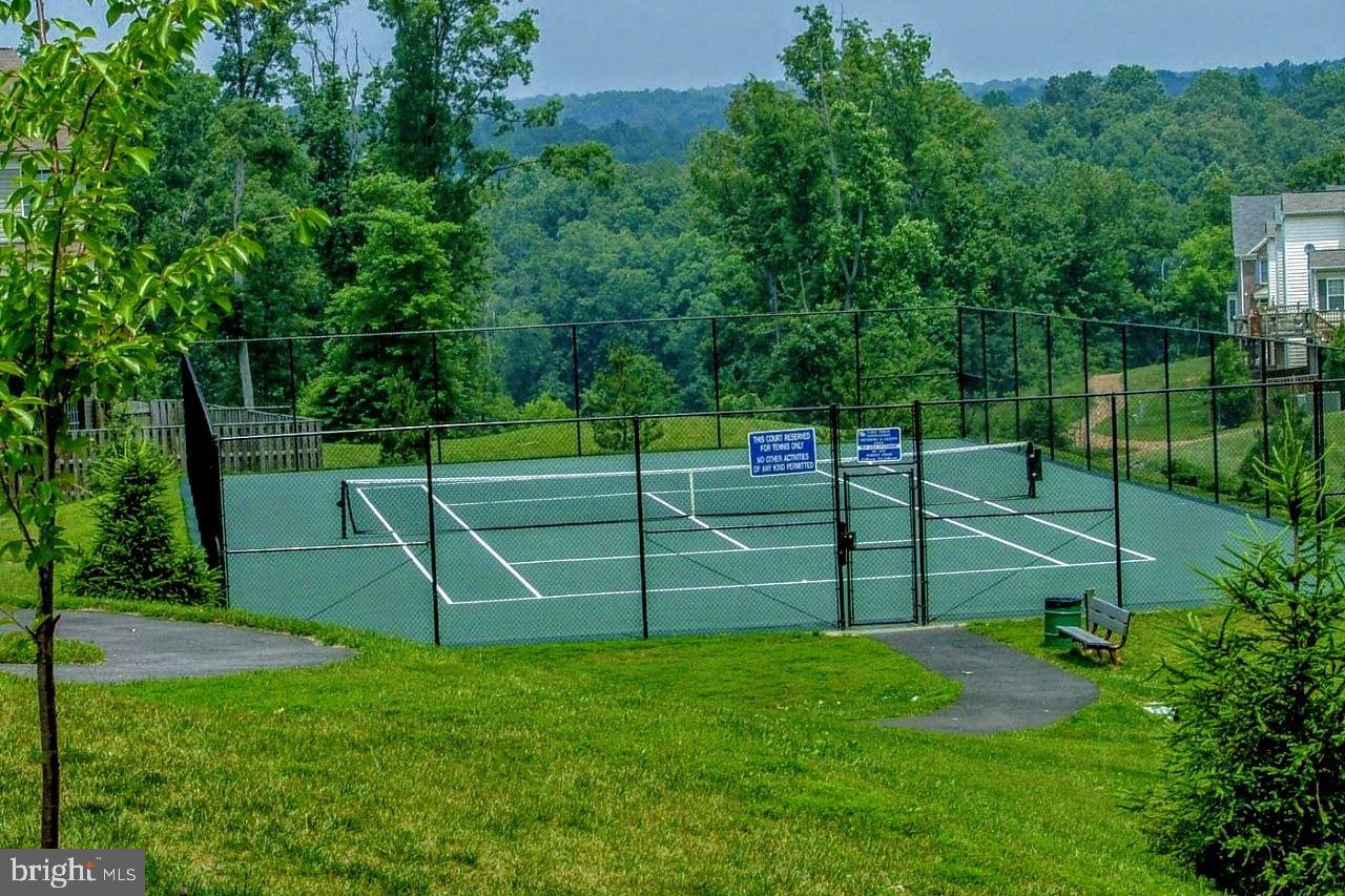 LAKE RIDGE - SPRINGWOODS - Residential